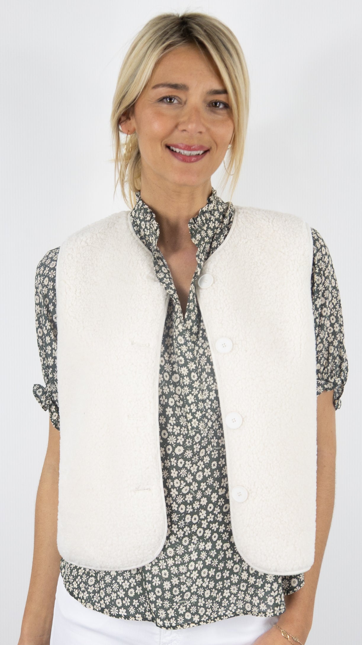 Gilet sans manches fausse fourrure #COLOR_ecru