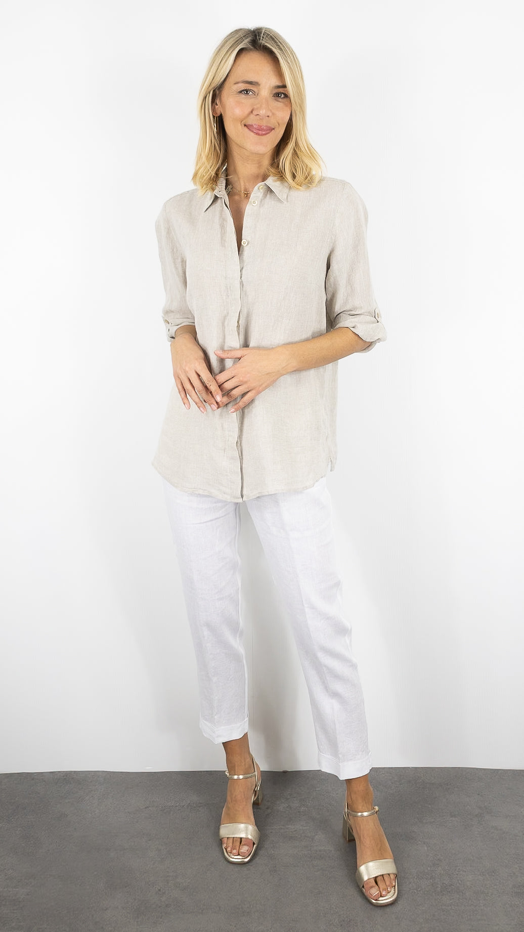 CHEMISE EN LIN MANCHES COURTES POUR FEMME TONI 71-27/1438-2#COLOR_72/BEIGE CHAMBRAY