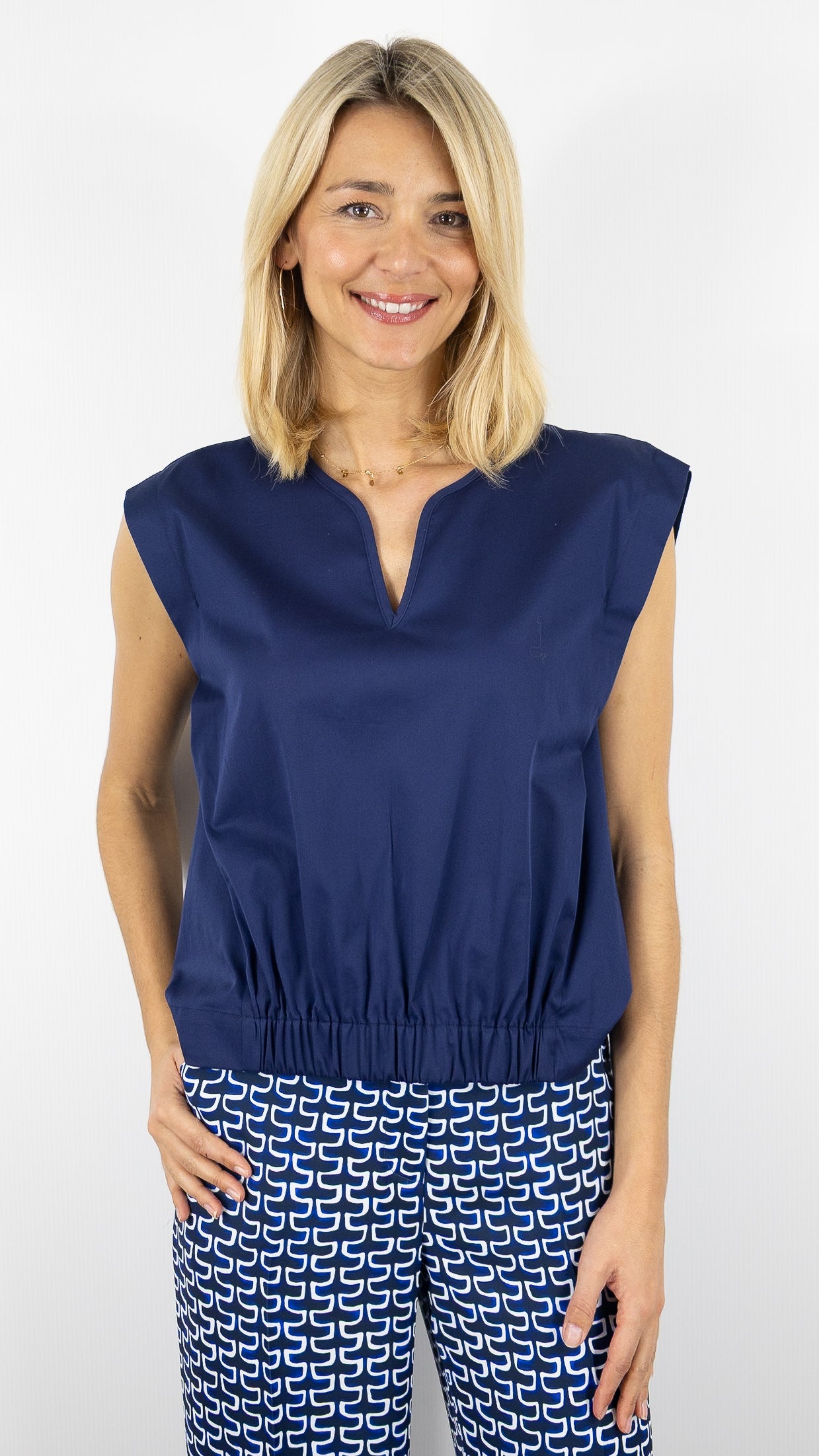 TOP SANS MANCHES SATINE INDIGO CAROLINE BISS 1611