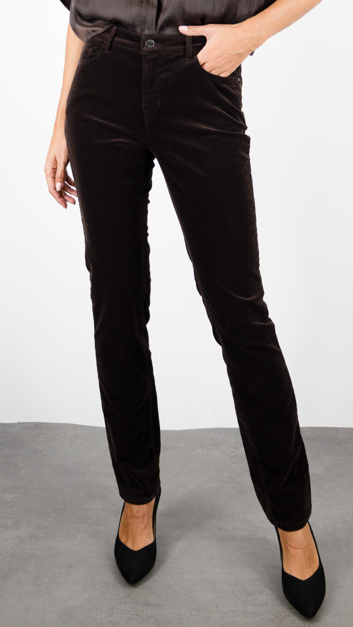 JEANS EN VELOURS SLIM POUR FEMME BRAX MARY DECO#COLOR_55/BRUNETTE CHOCO