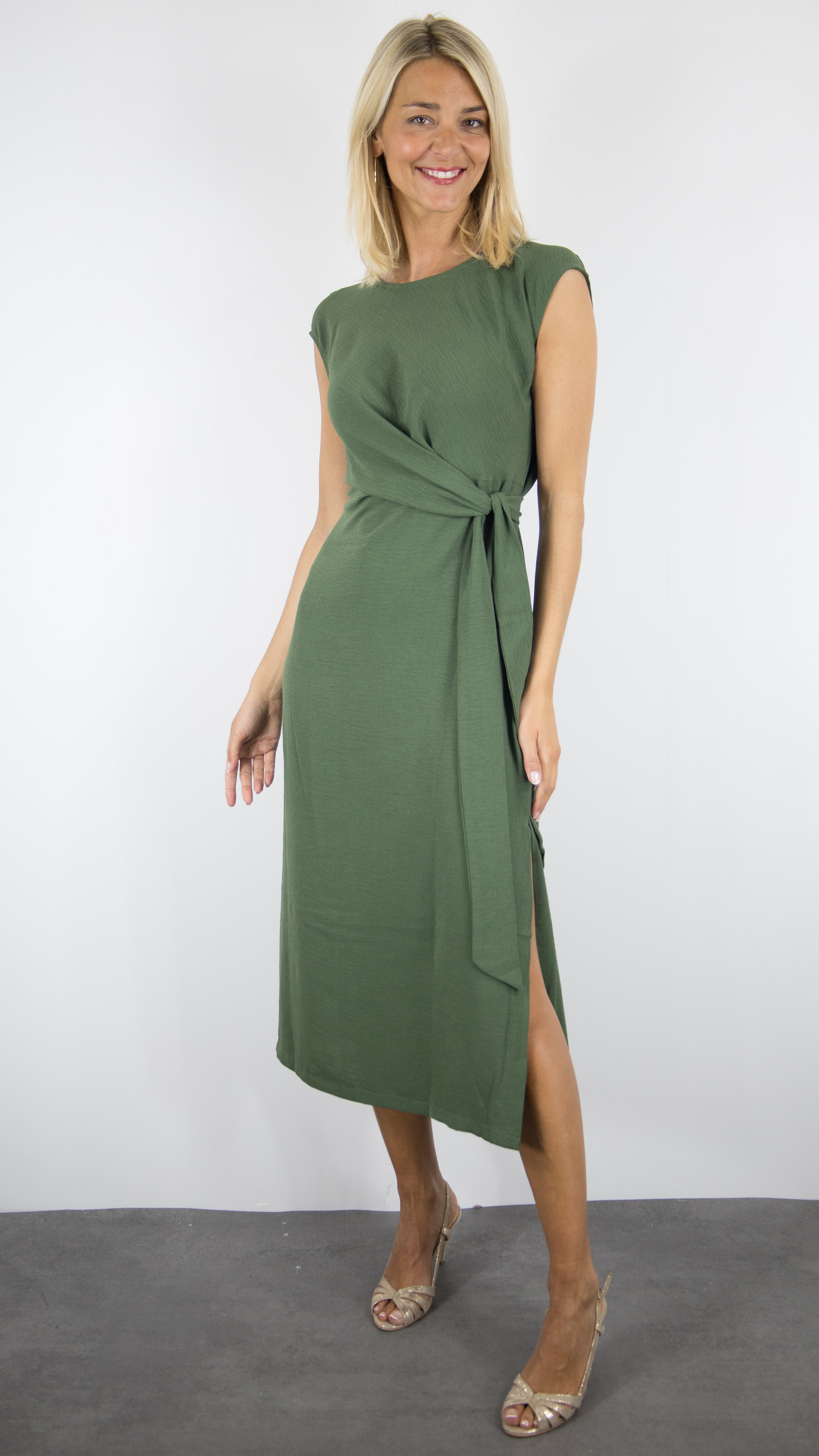 ROBE MIDI SANS MANCHES FLUIDE CROISEE POUR FEMME YCOO 10215#COLOR_KAKI