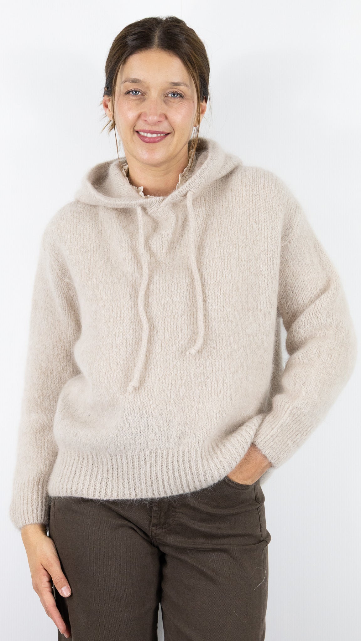 PULL SWEAT A CAPUCHE EN MOHAIR BEIGE NAIS 11031