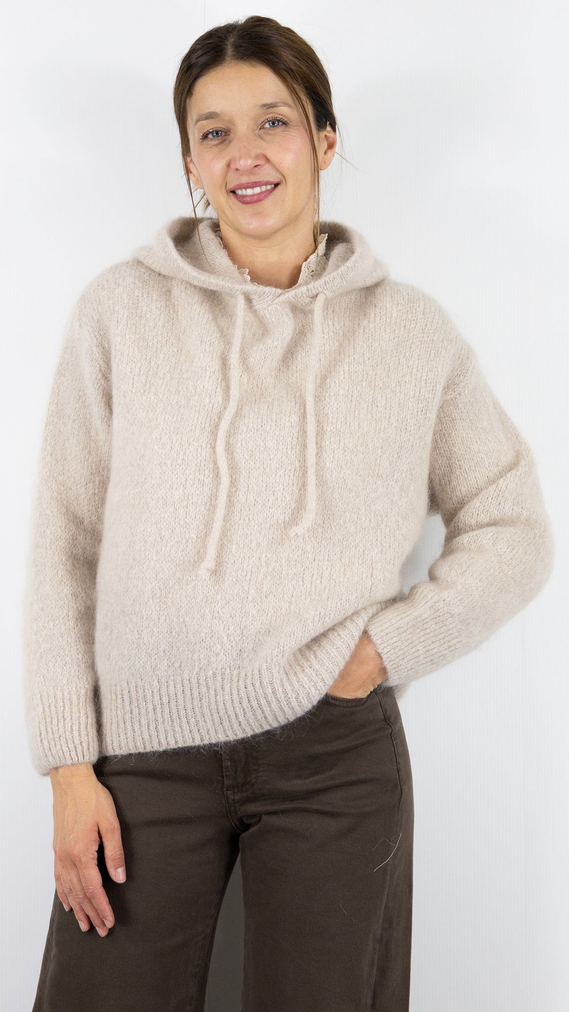PULL SWEAT A CAPUCHE EN MOHAIR BEIGE NAIS 11031