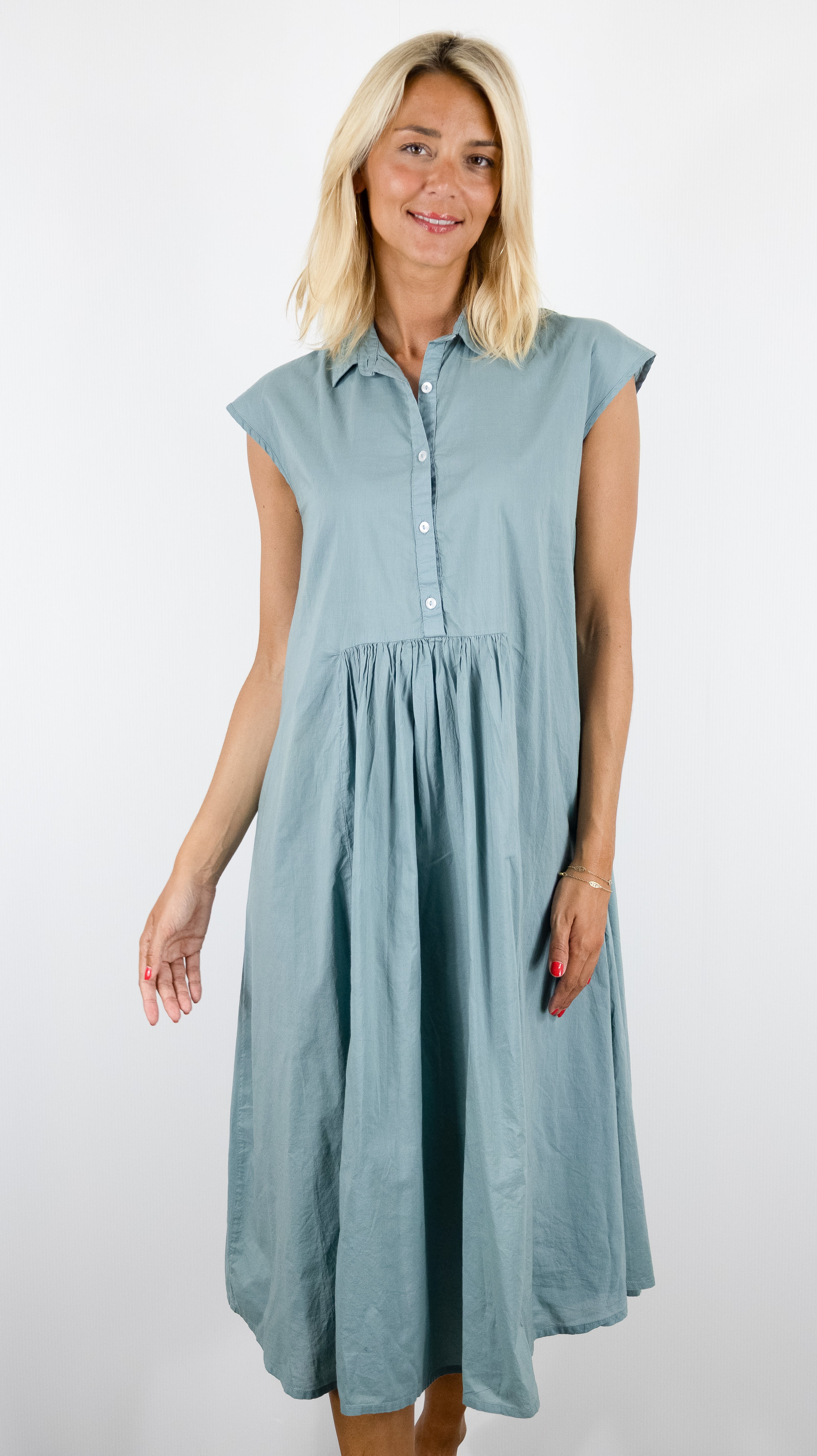 ROBE SANS MANCHES COUPE CHEMISIER EN COTON COLORES 1501.00#COLOR_2991/MINERAL BLUE
