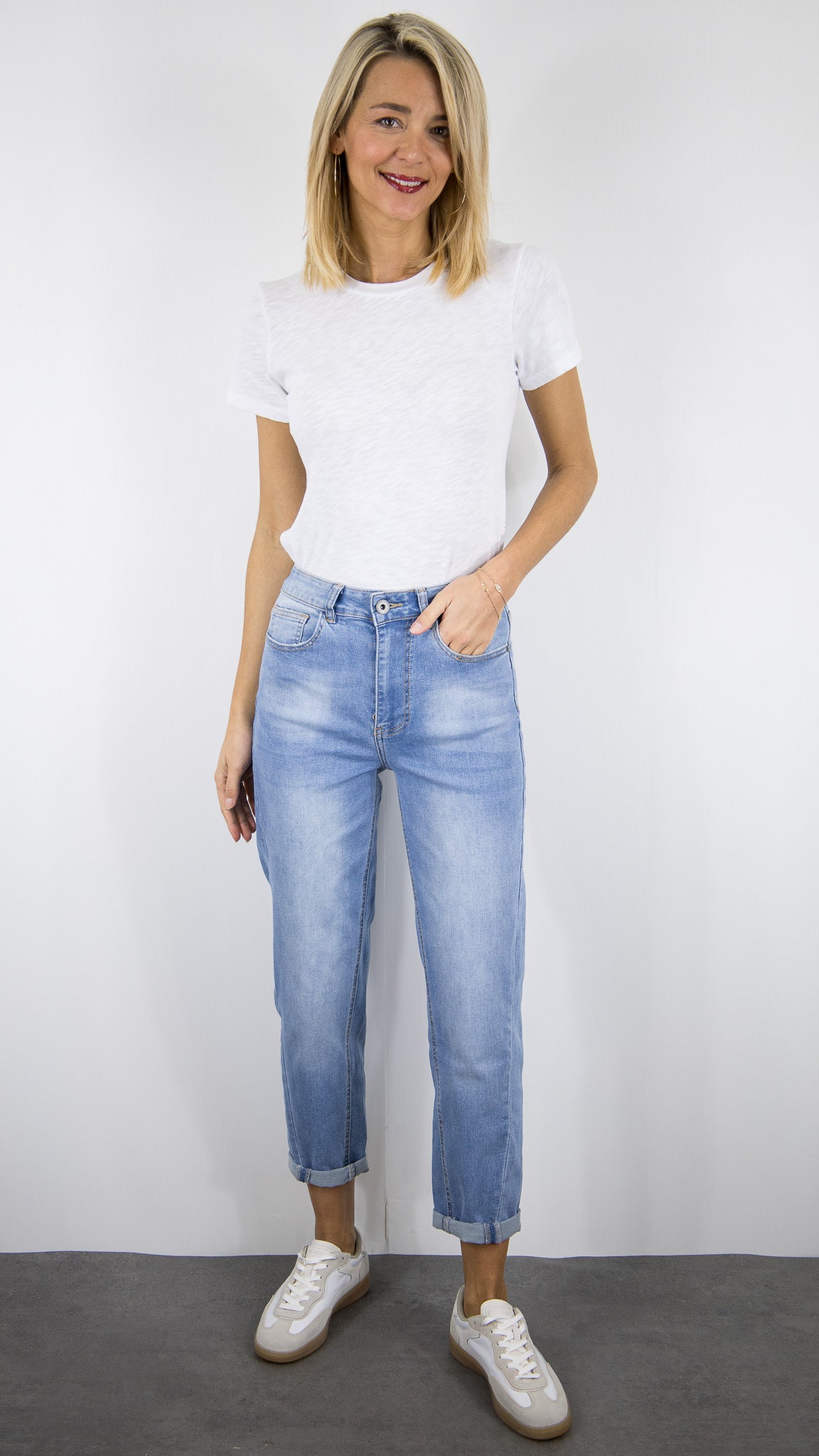 JEANS BOYFRIEND POUR FEMME DENIM CLAIR STUDIO PARISIEN 1551