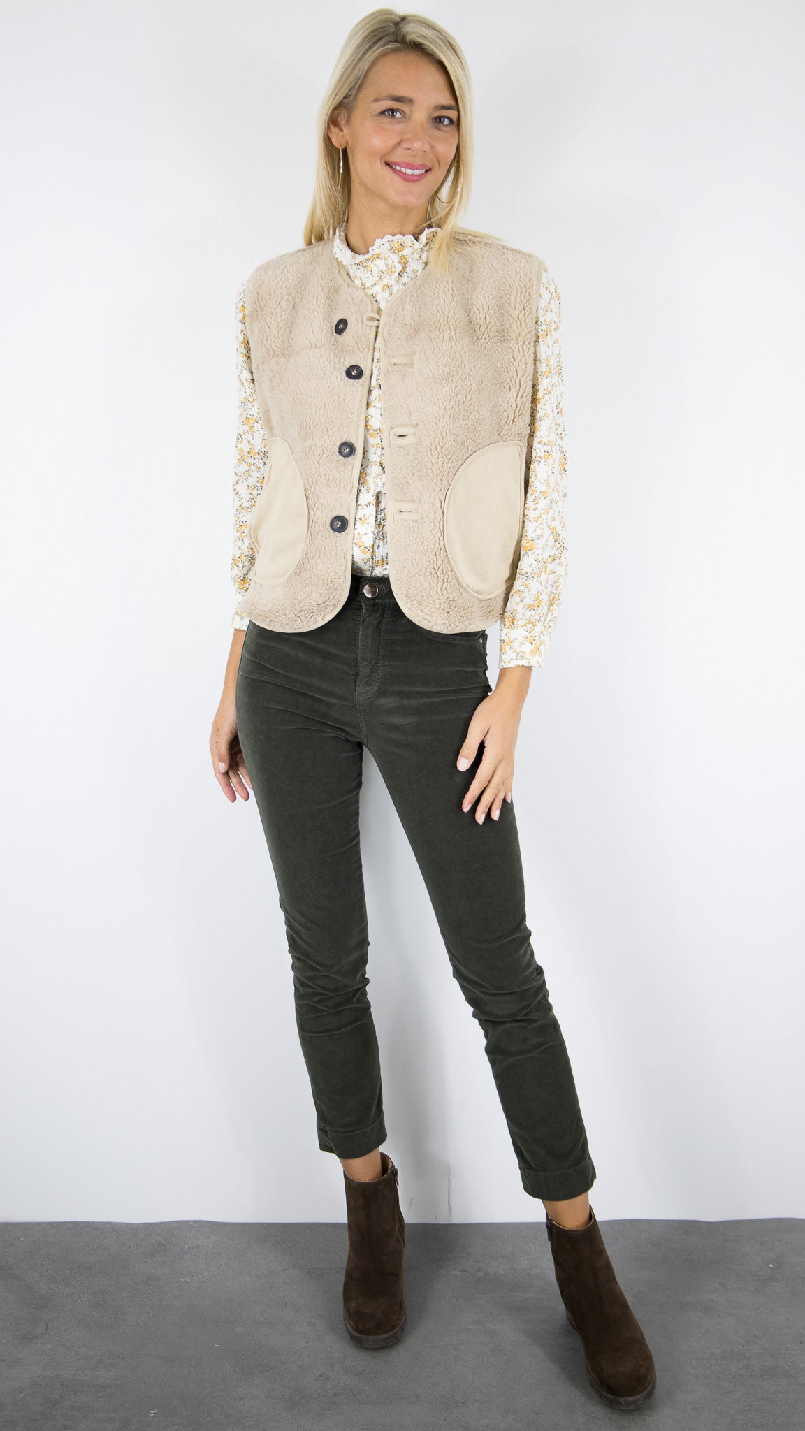 VESTE SANS MANCHES SUEDINE ET MOUTON BEIGE FEMME SEASON 15G481 