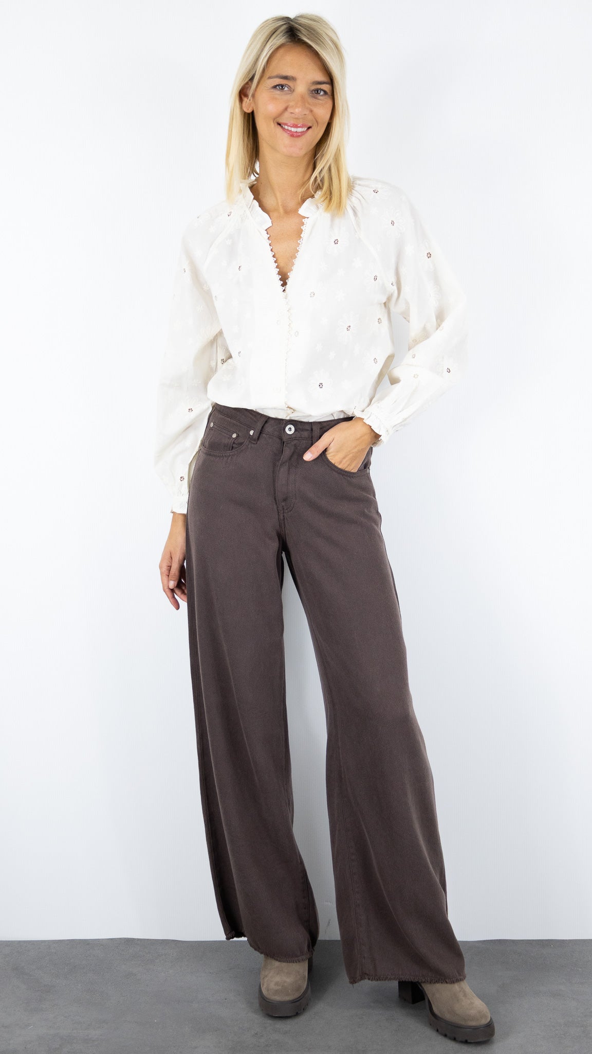 CHEMISE BRODERIE FLEURS COL VOLANTE 15H17 SEASON#color_CREME