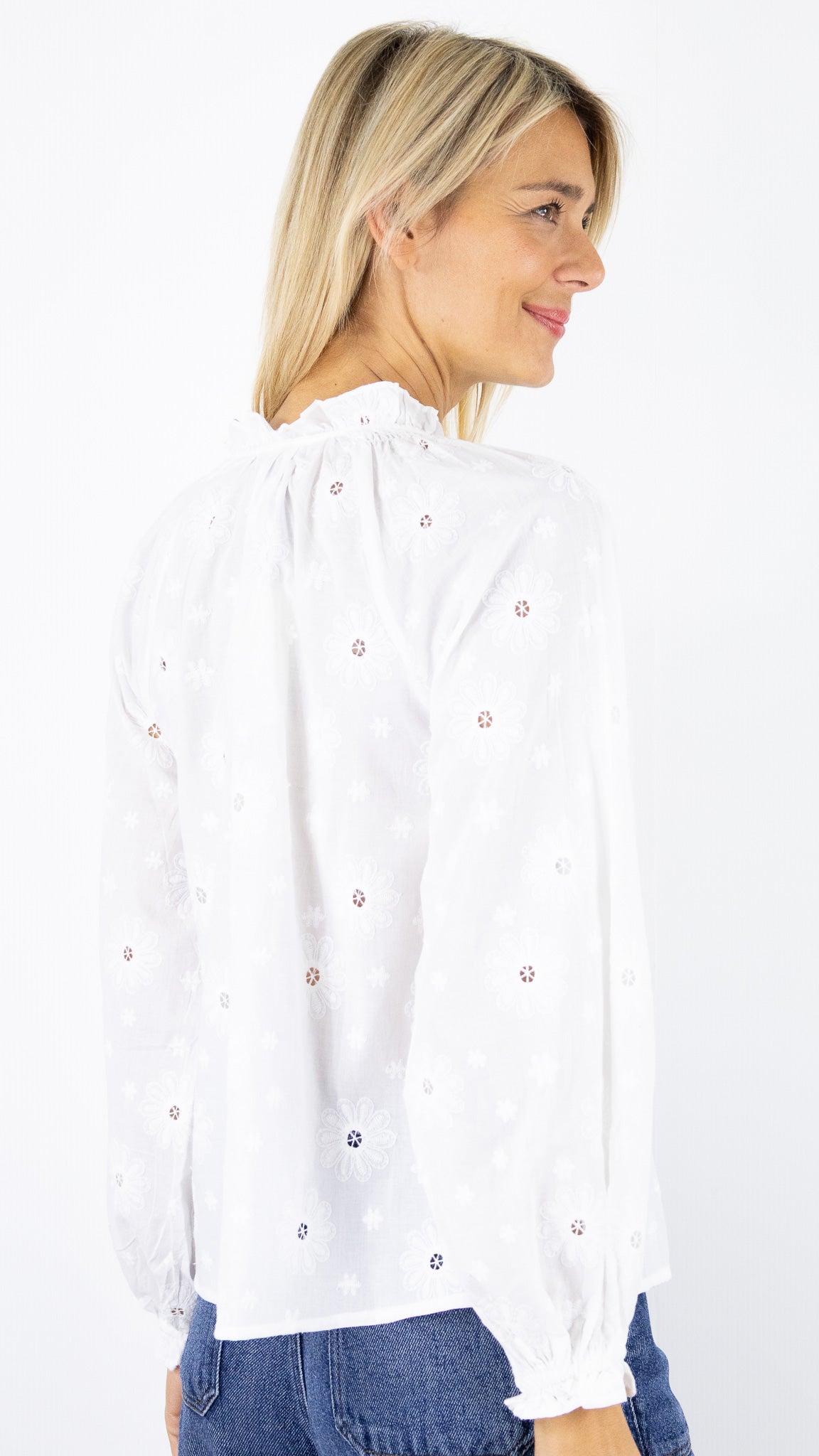 CHEMISE BRODERIE FLEURS COL VOLANTE 15H17 SEASON#color_ECRU