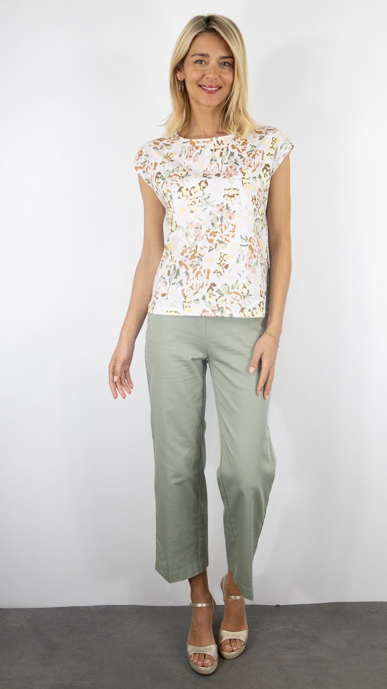 TOP  EN COTON IMPRIME FLEURI ALOE KAKI CLAIR DES PETITS HAUTS KALABS