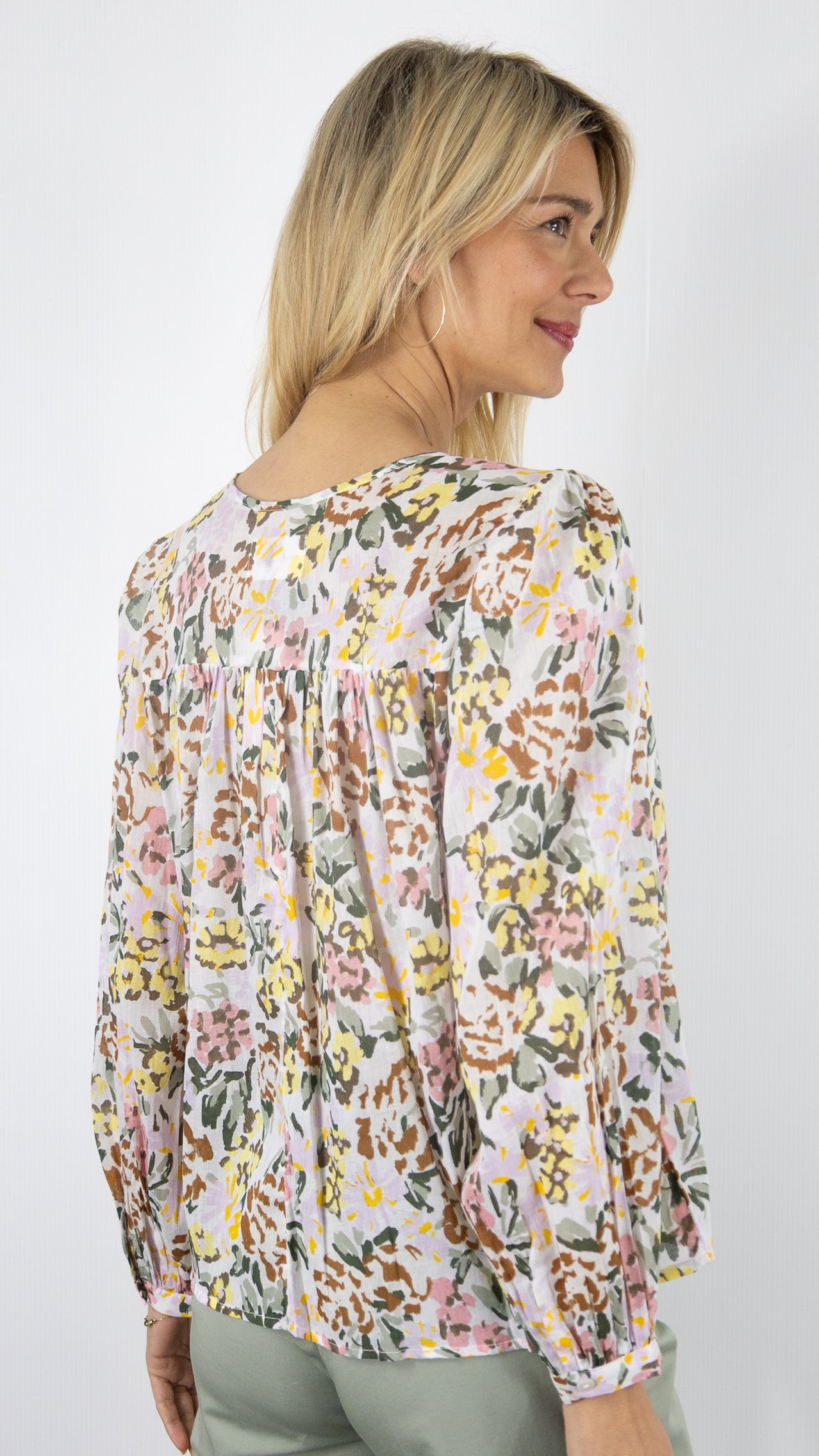 BLOUSE IMPRIME FLEURI EN COTON KAKI ROSE DES PETITS HAUTS ROXANE