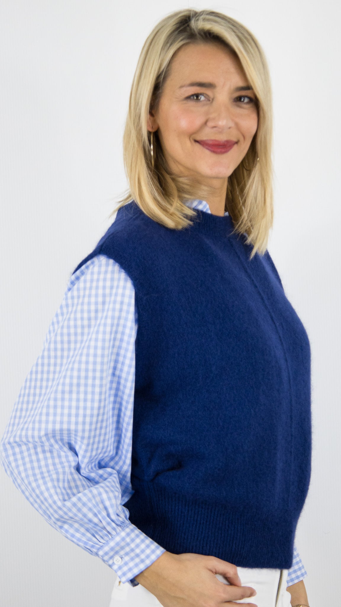 PULL SANS MANCHES COUTURES APPARENTES POUR FEMME STUDIO PARISIEN 24203#COLOR_BLEU