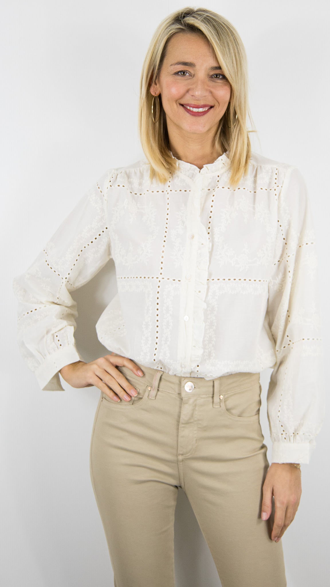 BLOUSE EN DENTELLE BEIGE  LILI ET LALA 24342 