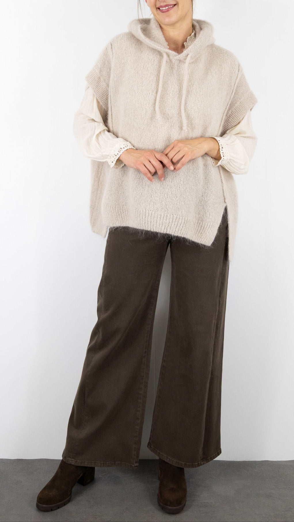 PULL SANS MANCHES A CAPUCHE EN MOHAIR NAIS 24651#COLOR_BEIGE