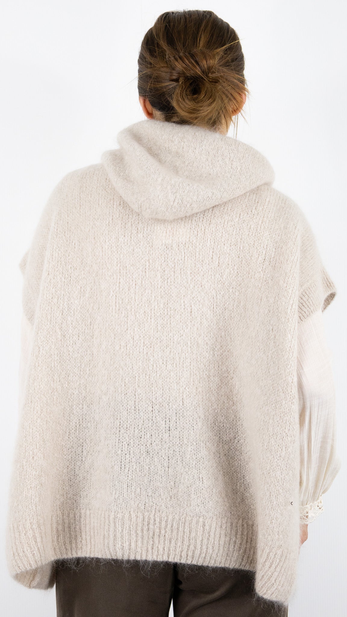 PULL SANS MANCHES A CAPUCHE EN MOHAIR NAIS 24651#COLOR_BEIGE