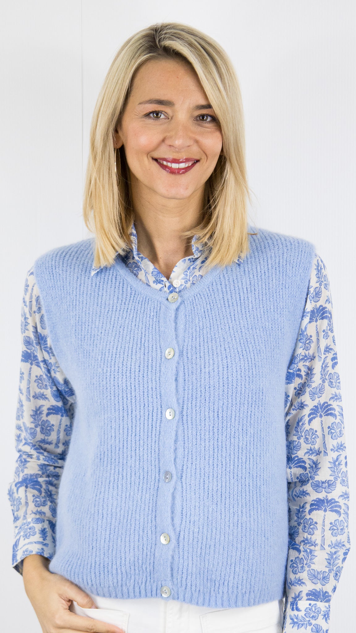 GILET V SANS MANCHES POUR FEMME  ANDROMEDE 24699#COLOR_BLEU CIEL