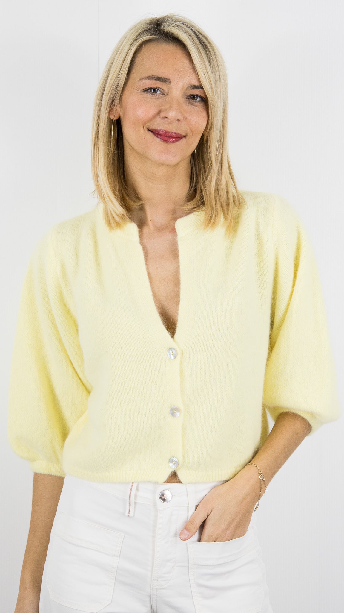 GILET CARDIGAN COURT MANCHES3/4 EN LAINE POUR FEMME NAIS 25660#COLOR_JAUNE