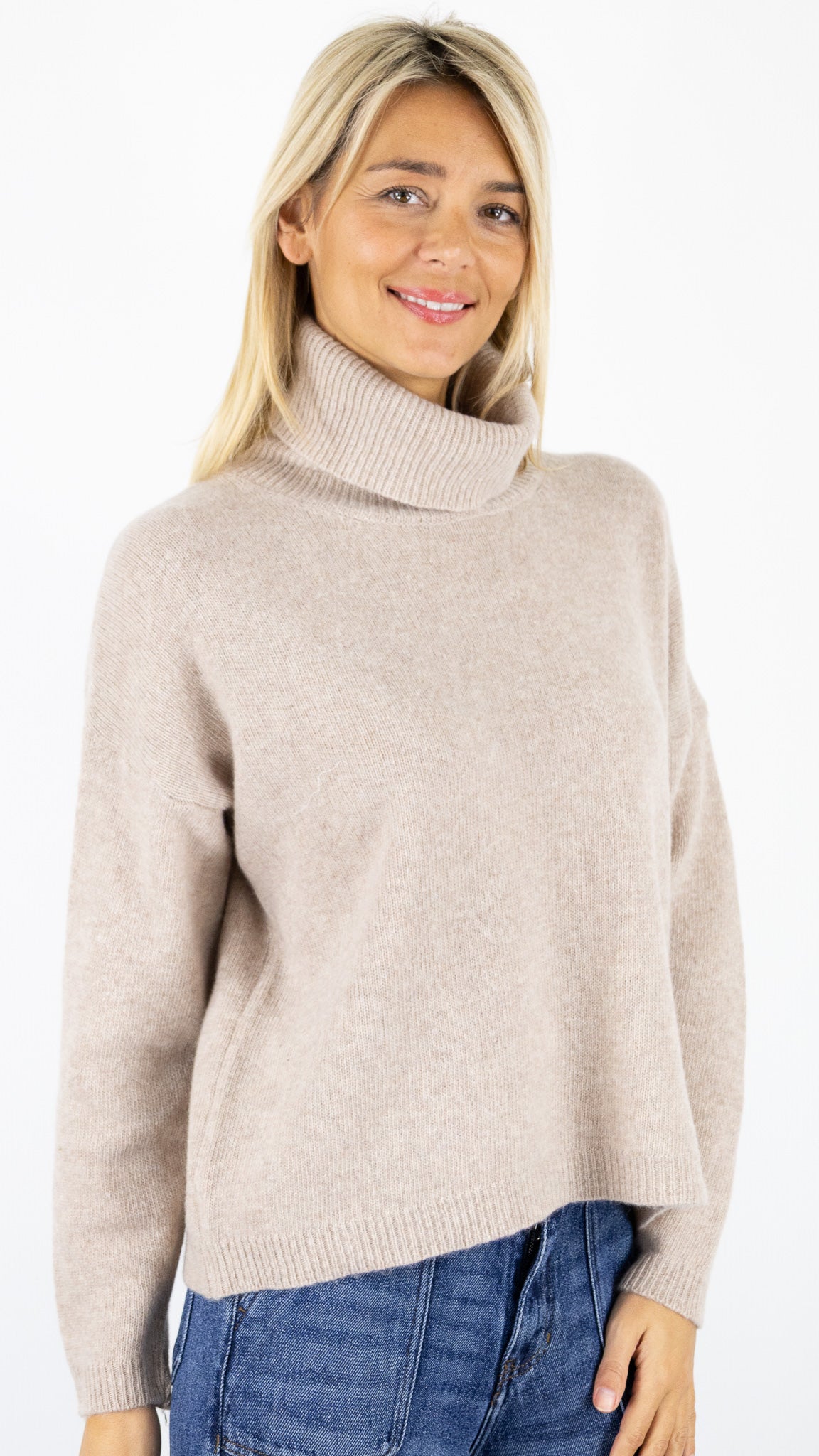 PULL COL ROULE COUPE AMPLE 25677 NAIS#color_BEIGE