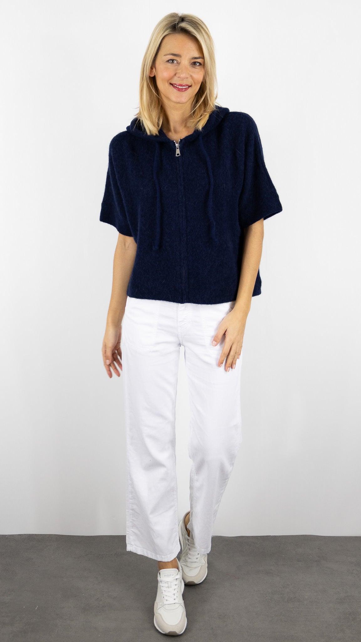 GILET A CAPUCHE ZIPPE MANCHES 3/4 POUR FEMME STUDIO PARISIEN 25683#COLOR_MARINE