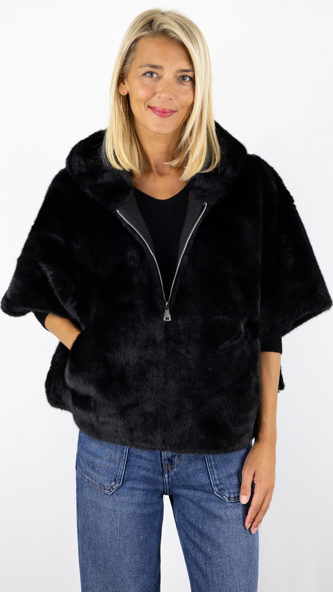 VESTE A CAPUCHE MANCHESC OURTE EN FAUSSE FOURRURE POUR FEMME VOUS 280711#COLOR_NOIR