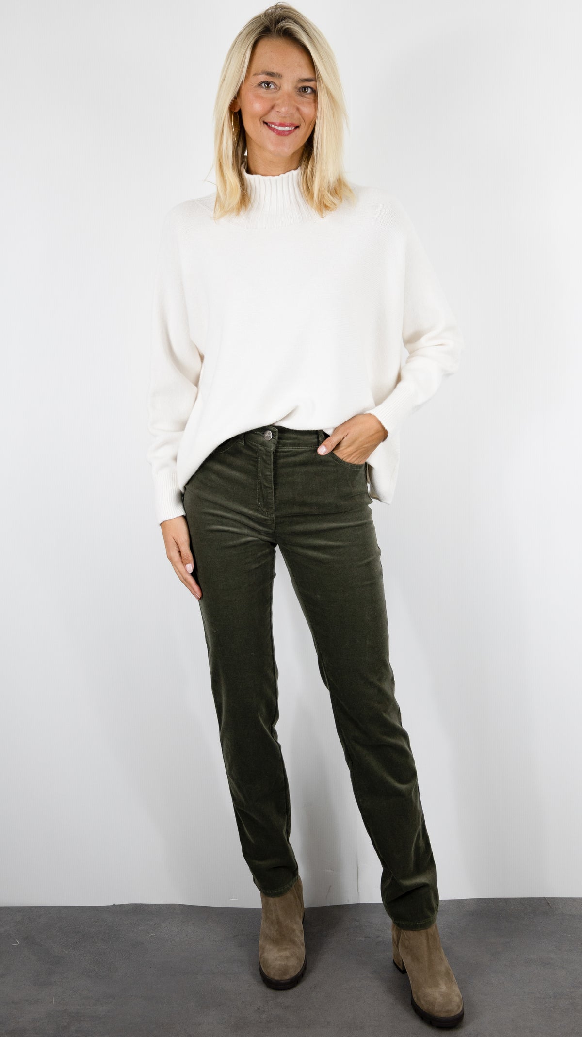 JEANS EN VELOURS POUR FEMME TONI 31-01 1225-22 BE LOVED#COLOR_67/FERN GREEN KAKI