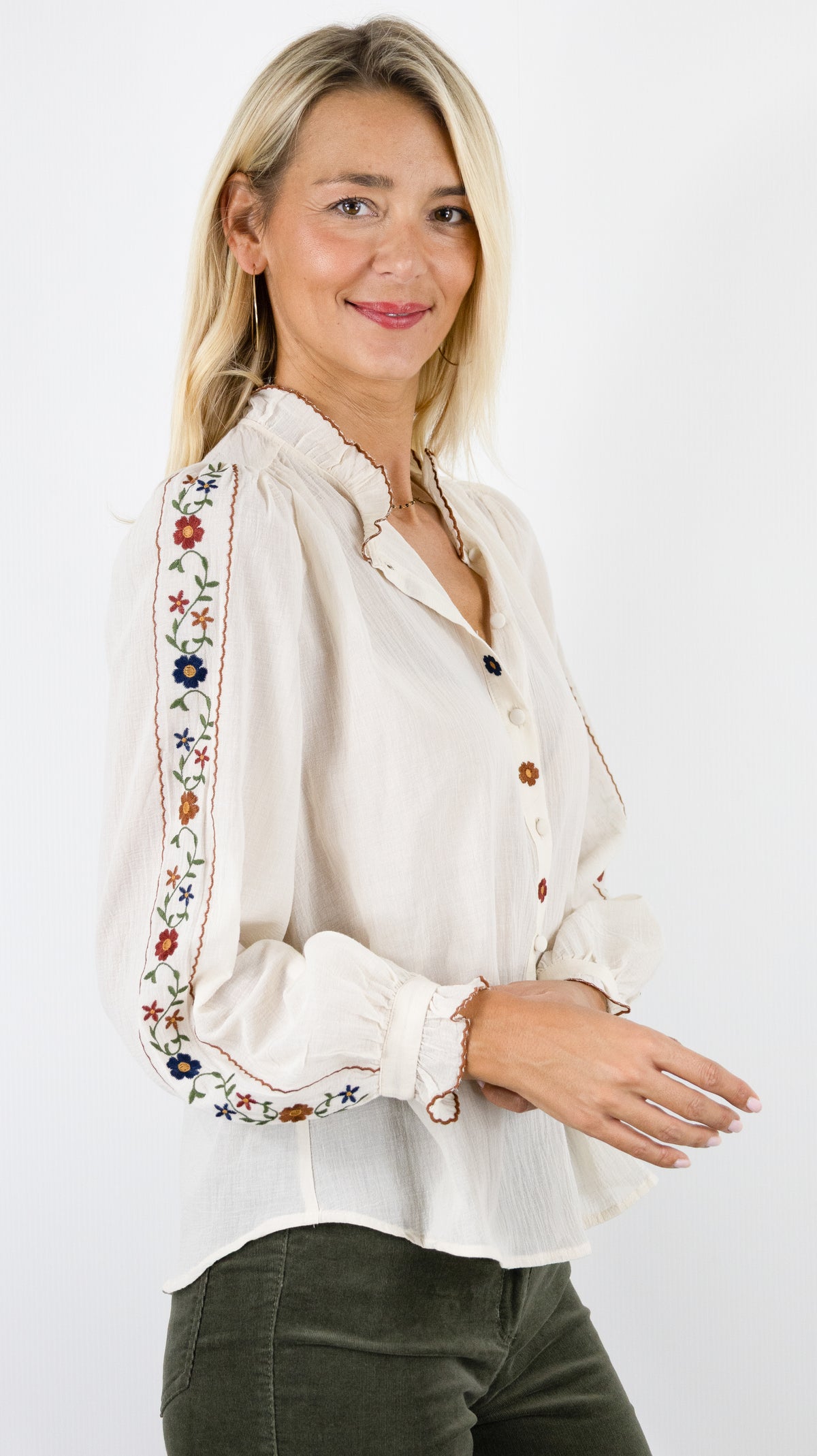 CHEMISE BRODEE POUR FEMME EN COTON BEIGE IT HIPPIE X005-924
