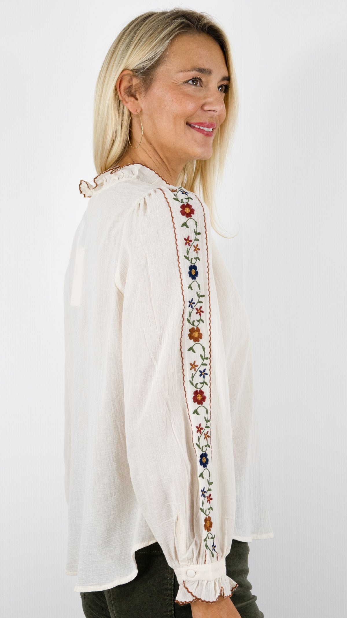 CHEMISE BRODEE POUR FEMME EN COTON BEIGE IT HIPPIE X005-924
