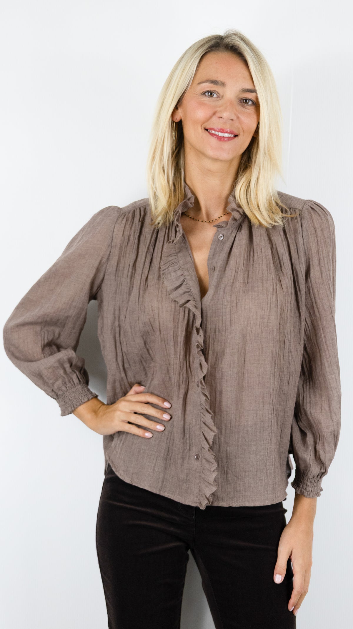 CHEMISE BLOUSE FLUIDE VOLANTÉE POUR FEMME YCOO 30618A#COLOR_CHOCO CHINE