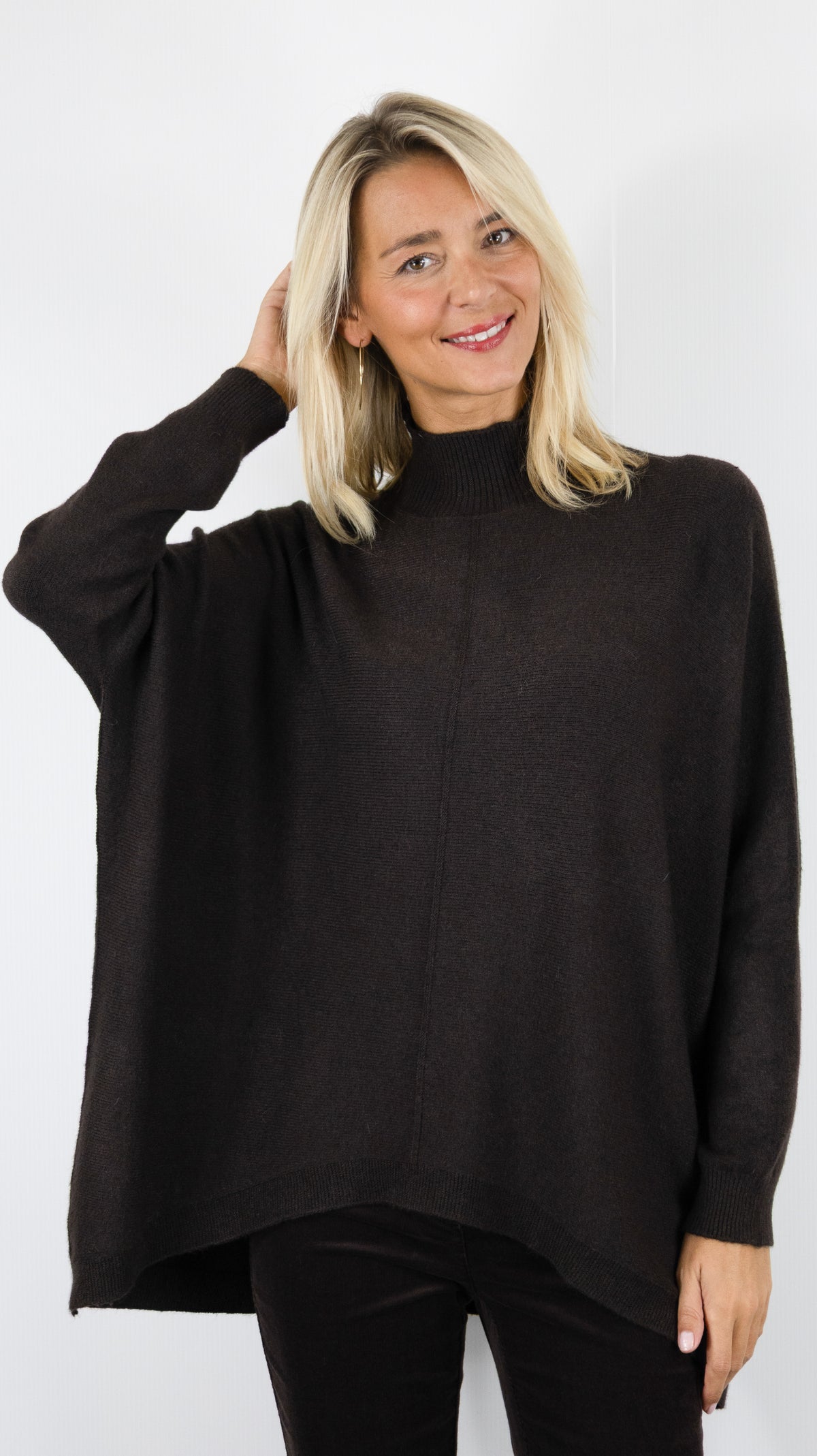 PULL AMPLE COL MONTANT POUR FEMME ALEXANDRE LAURENT C8785#COLOR_MORO/CHOCO