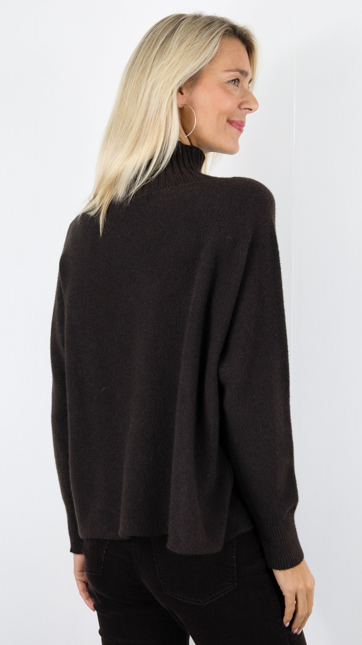 PULL AMPLE COL MONTANT POUR FEMME ALEXANDRE LAURENT C8786#COLOR_MORO/CHOCO