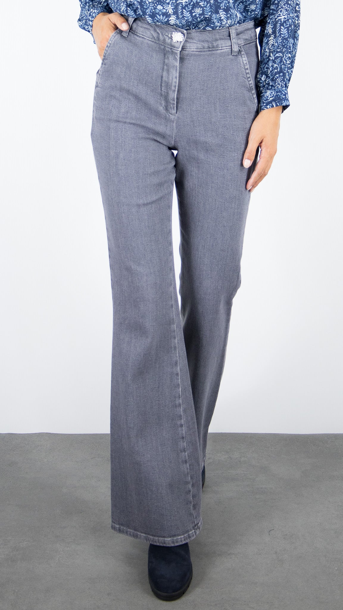 JEANS BOOTCUT GRIS FEMME CAROLINE BISS 4512