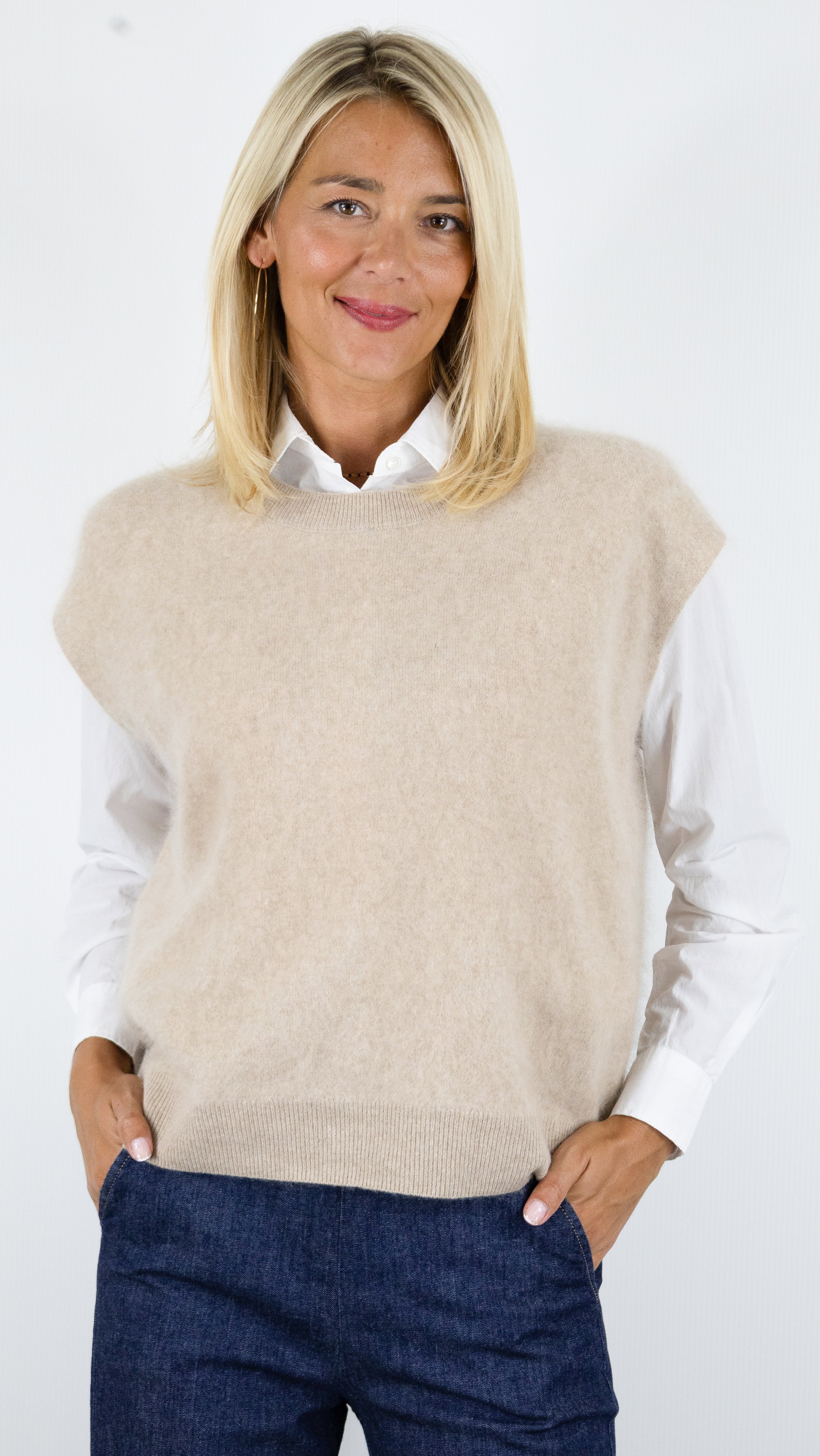 PULL SANS MANCHES EN LAINE BROSSEE BEIGE PABLO RUZA