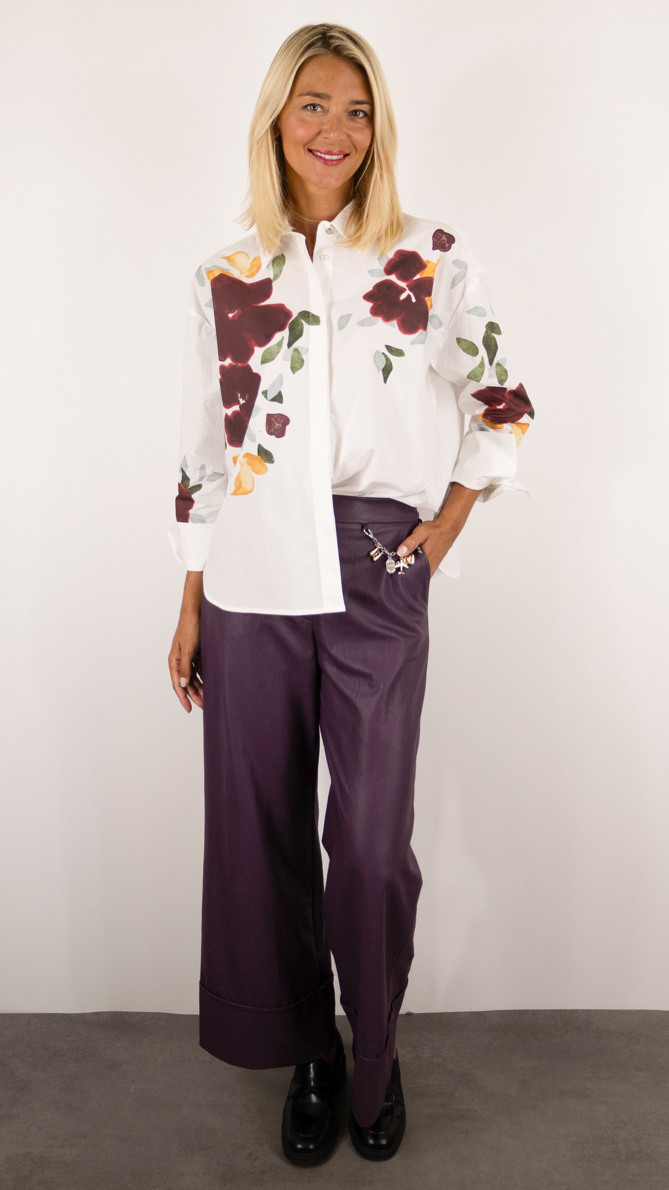CHEMISE AMPLE EN COTON AVEC MOTIF FLEURI PRUNE ET BLANC POUR FEMME CAROLINE BISS 4674