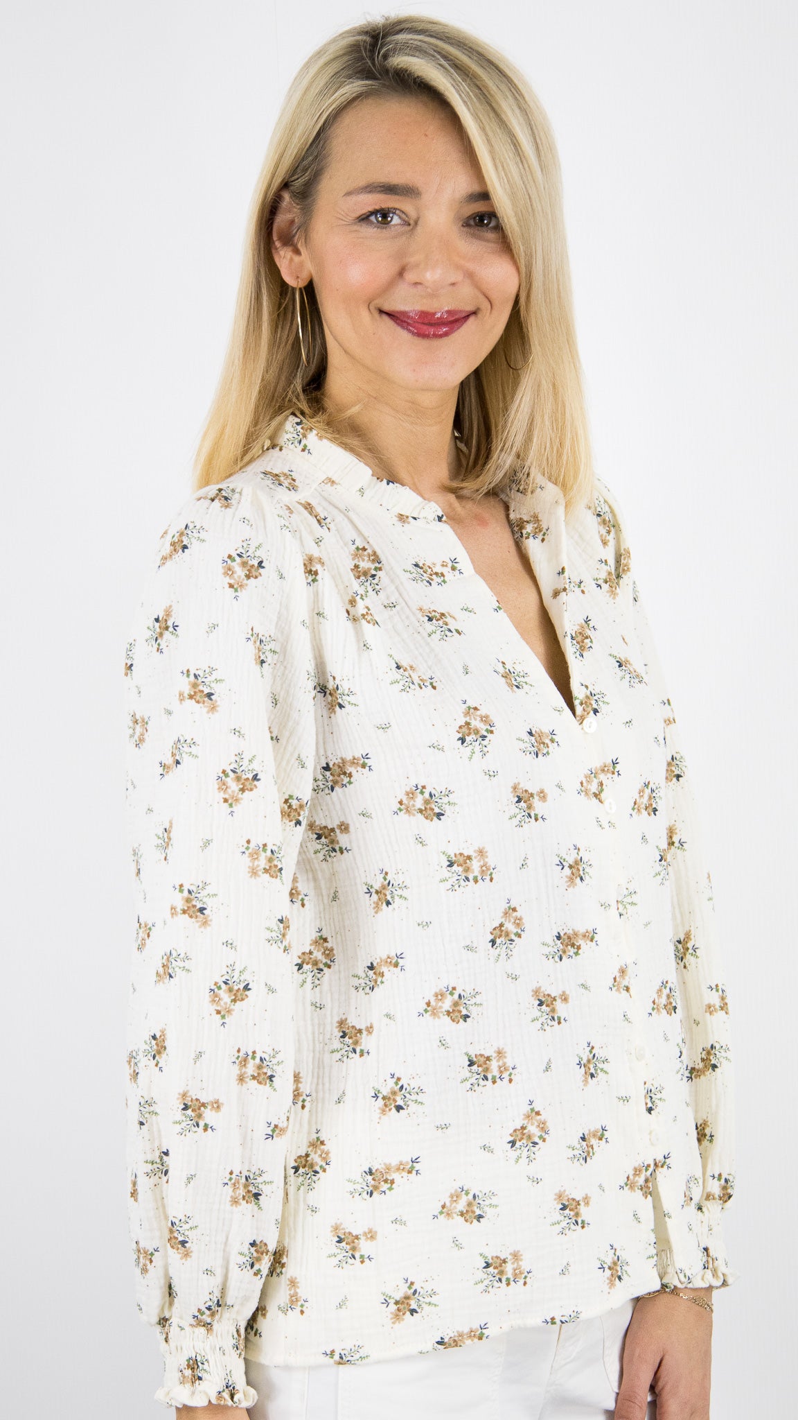 BLOUSE FLEURIE BEIGE COL TUNISIEN POUR FEMME  LILI ET LALA 5442-1987