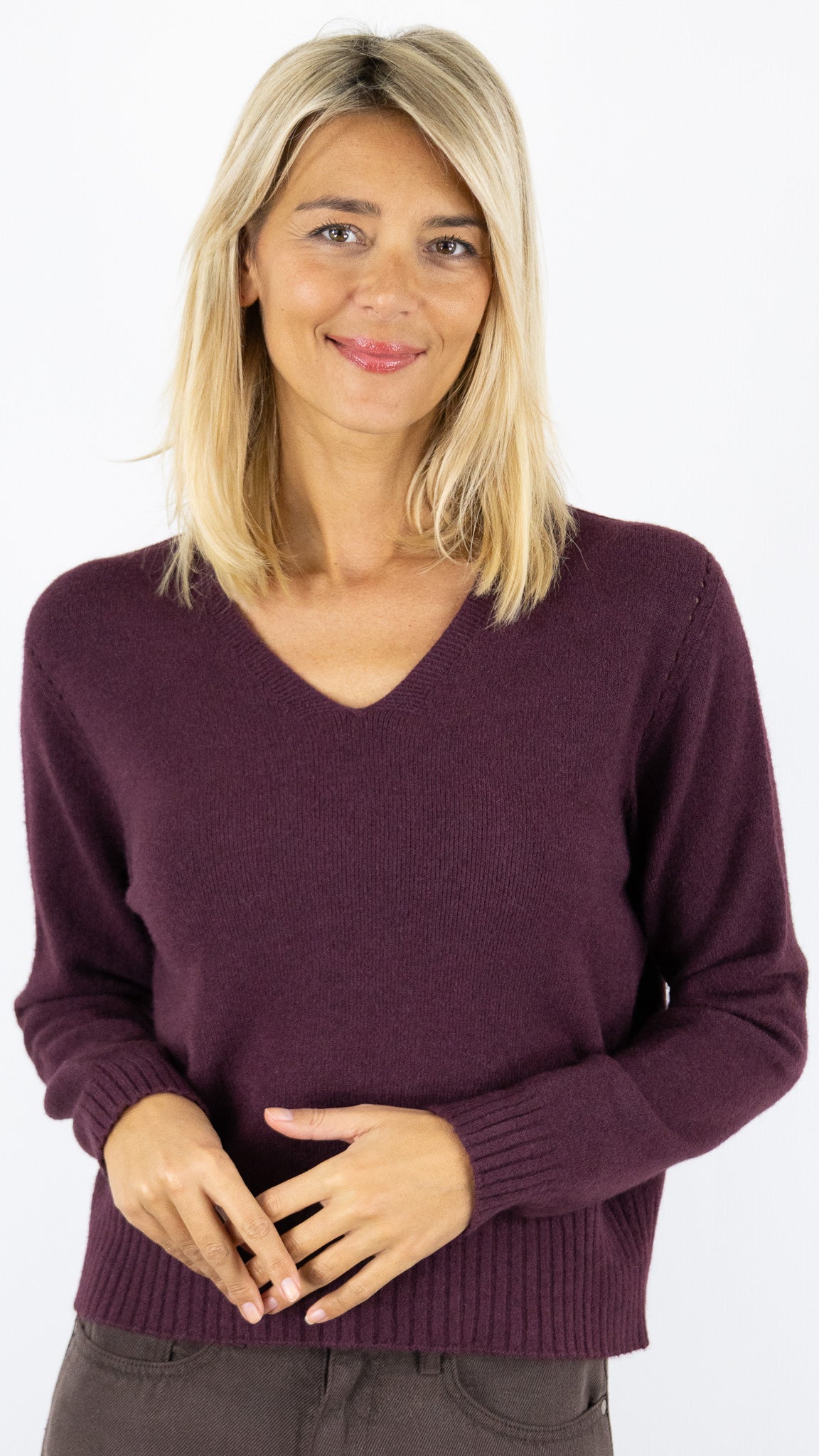 PULL COL V MAX ET ENJOY 570951#color_PRUGNAC/PRUNE