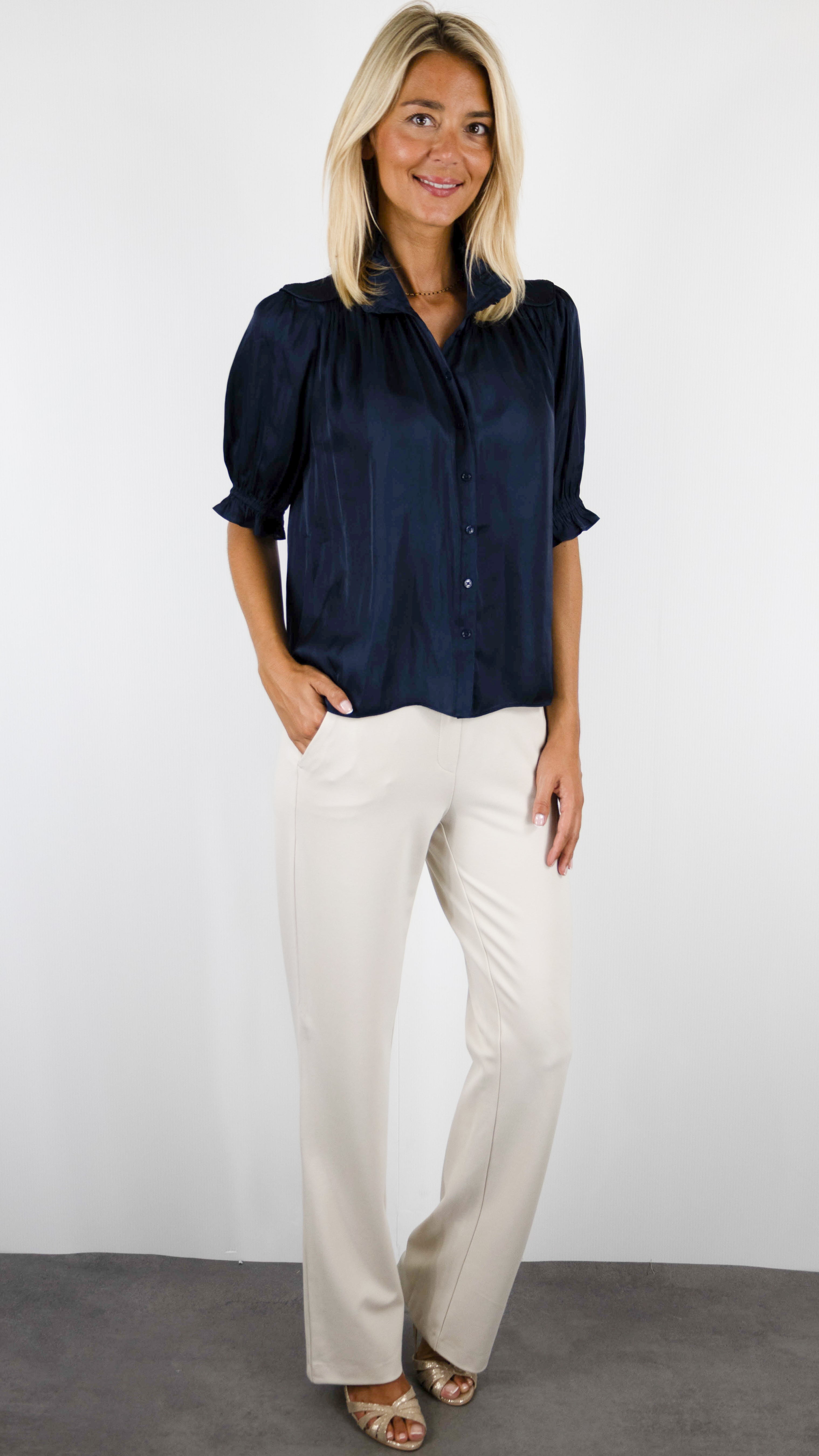 BLOUSE EN SOIE MANCHES COURTES MARINE POUR FEMME BA&SH CAMILA#COLOR_ENCRE