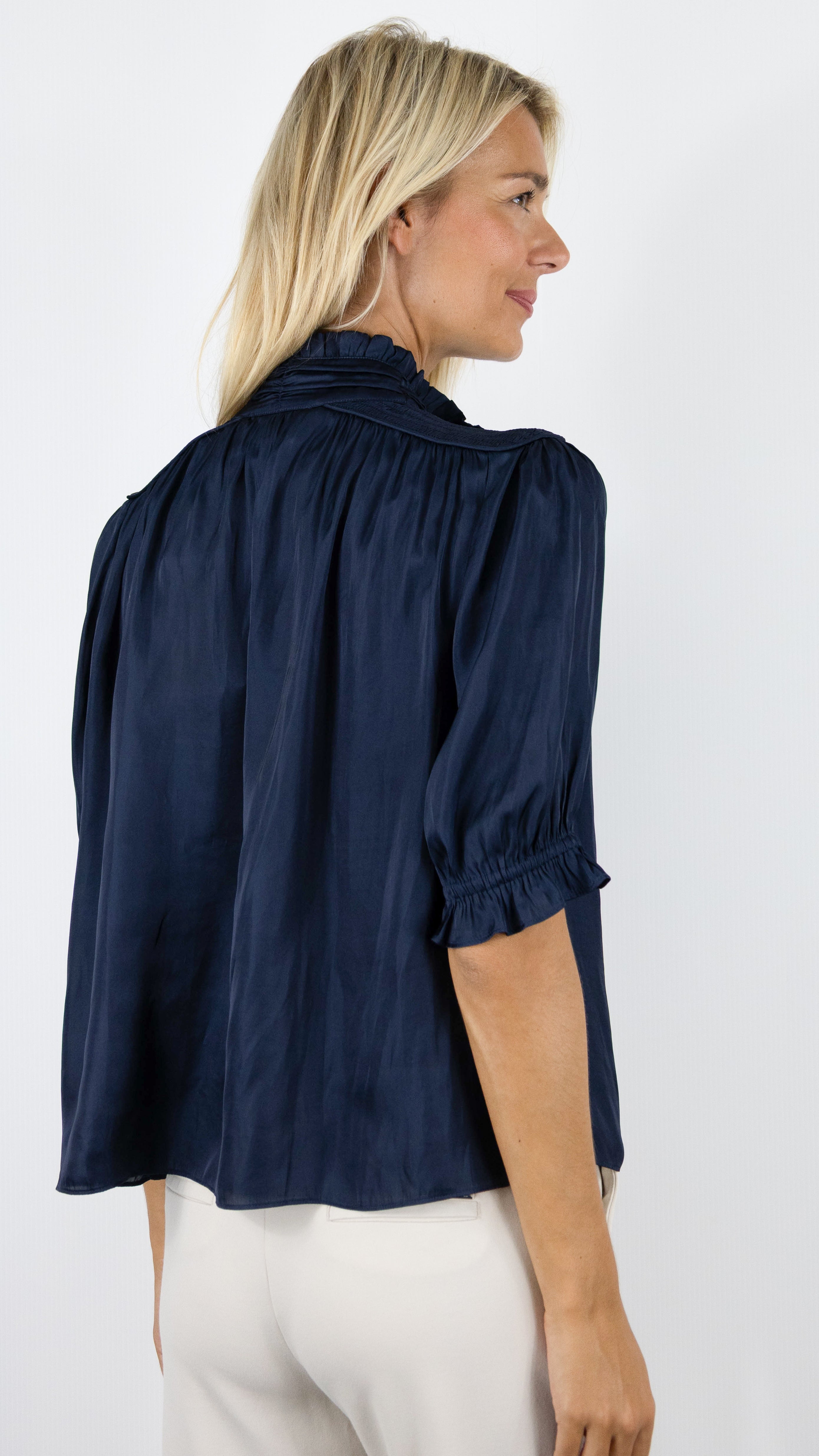 BLOUSE EN SOIE MANCHES COURTES MARINE POUR FEMME BA&SH CAMILA#COLOR_ENCRE