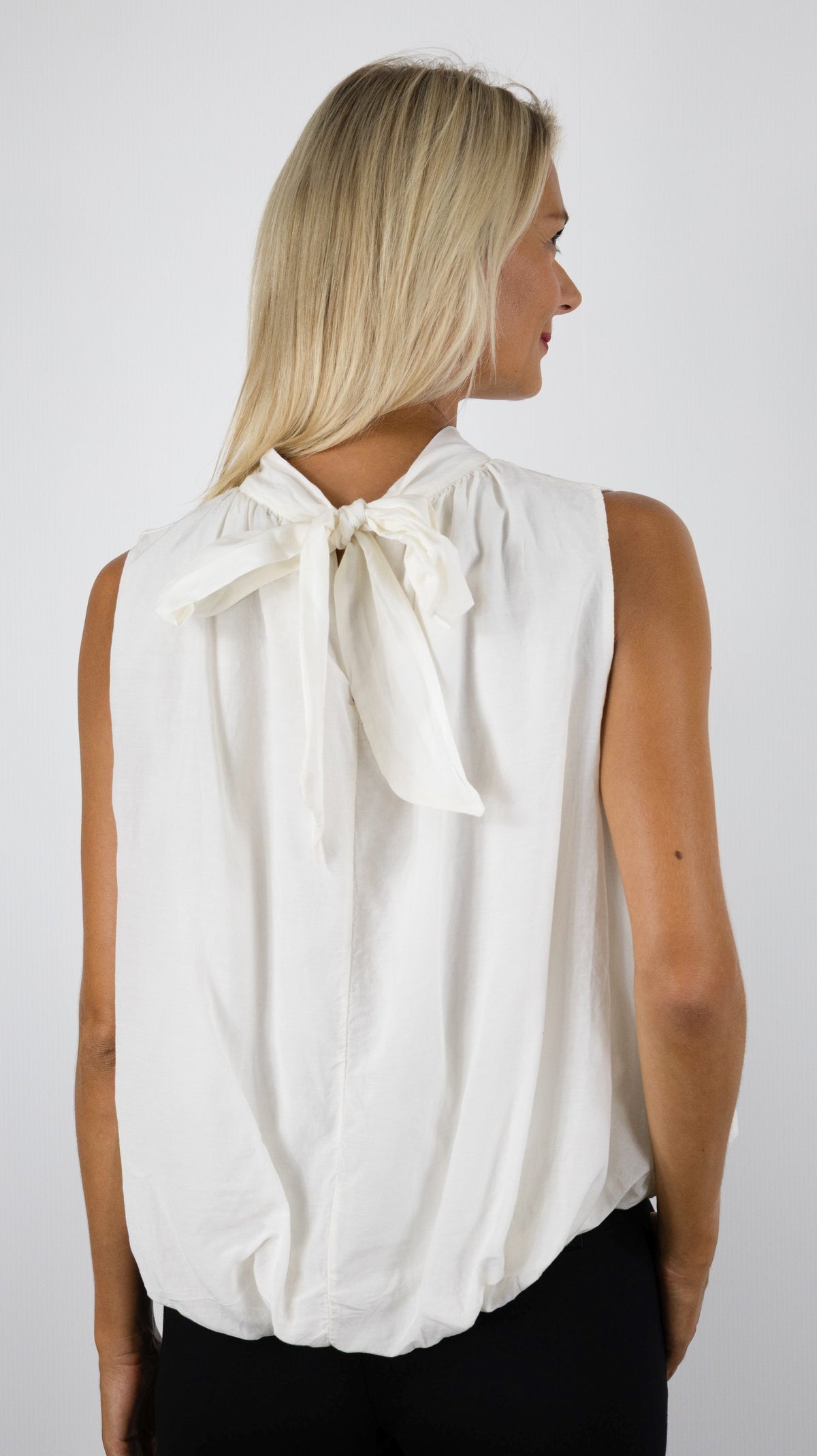 TOP SANS MANCHES FRONCES BAS ELASTIQUE A NOUER AU DOS POUR FEMME HAUT HABILLE CEREMONIE VOUS 15367#COLOR_ECRU