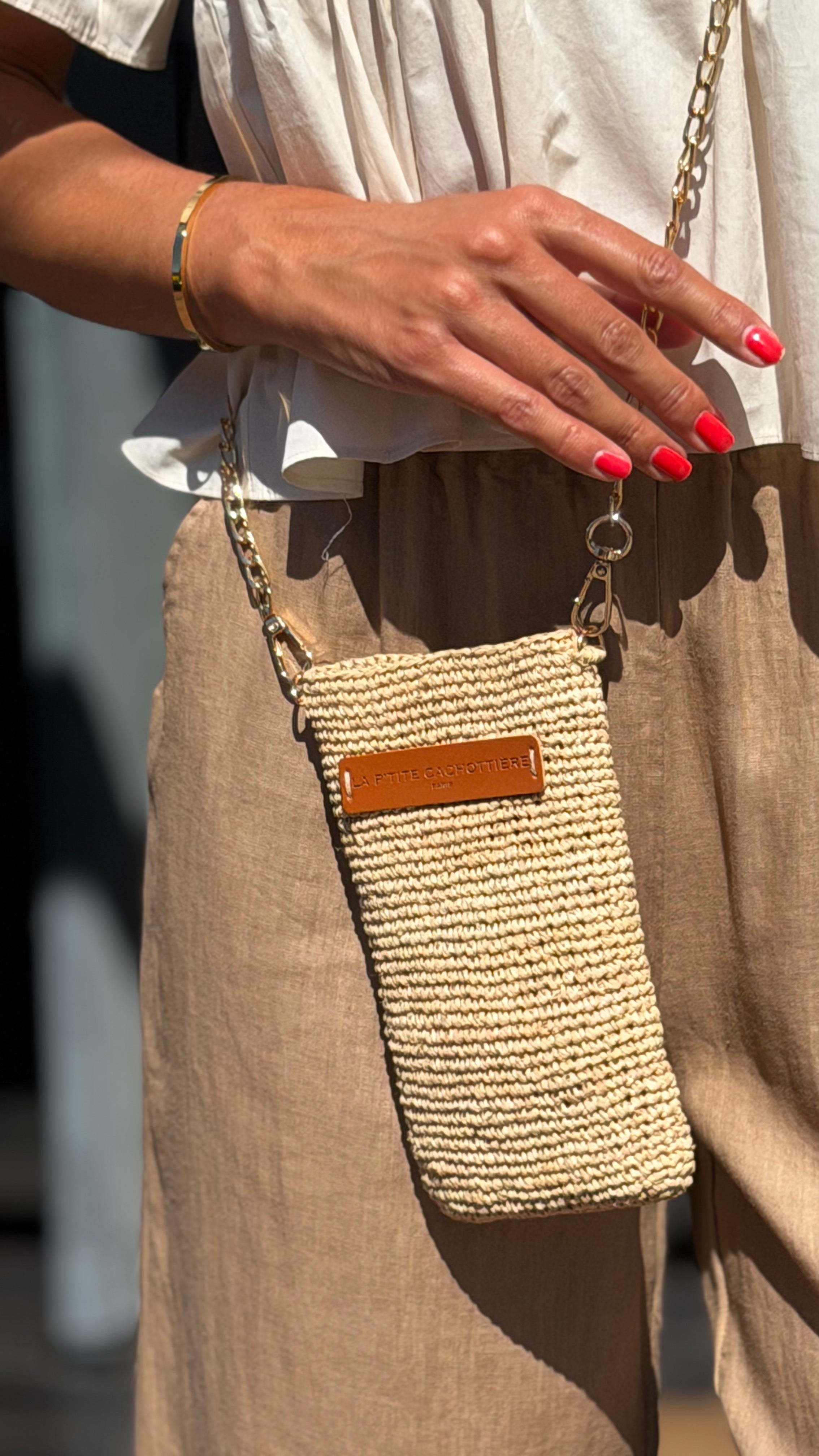 POCHETTE EN RAFIA NATUREL LA P'TITE CACHOTIERE 61290 
