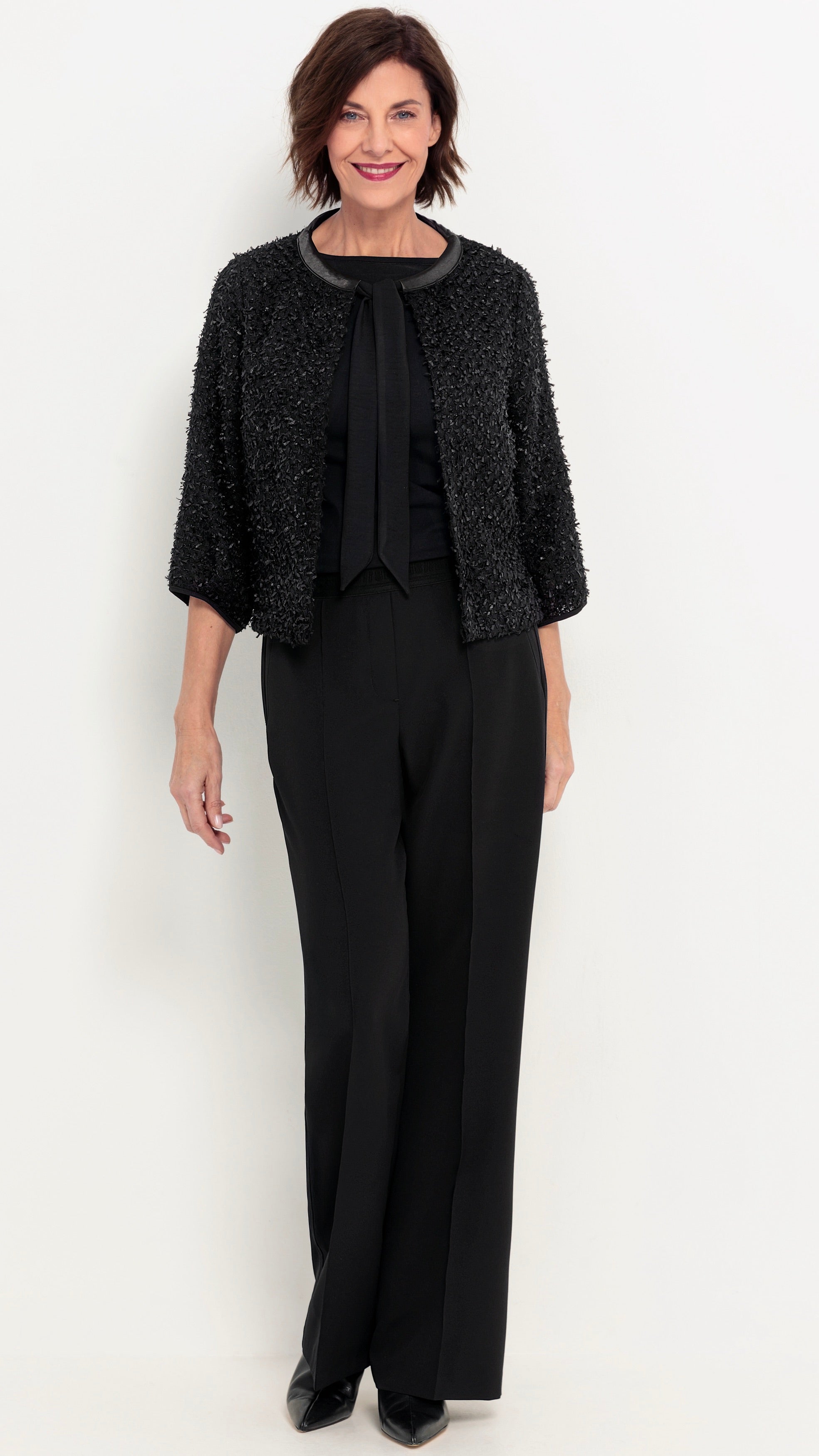 BOLERO COURT EN LAINE DEVORE NOIR BIANCA 64004