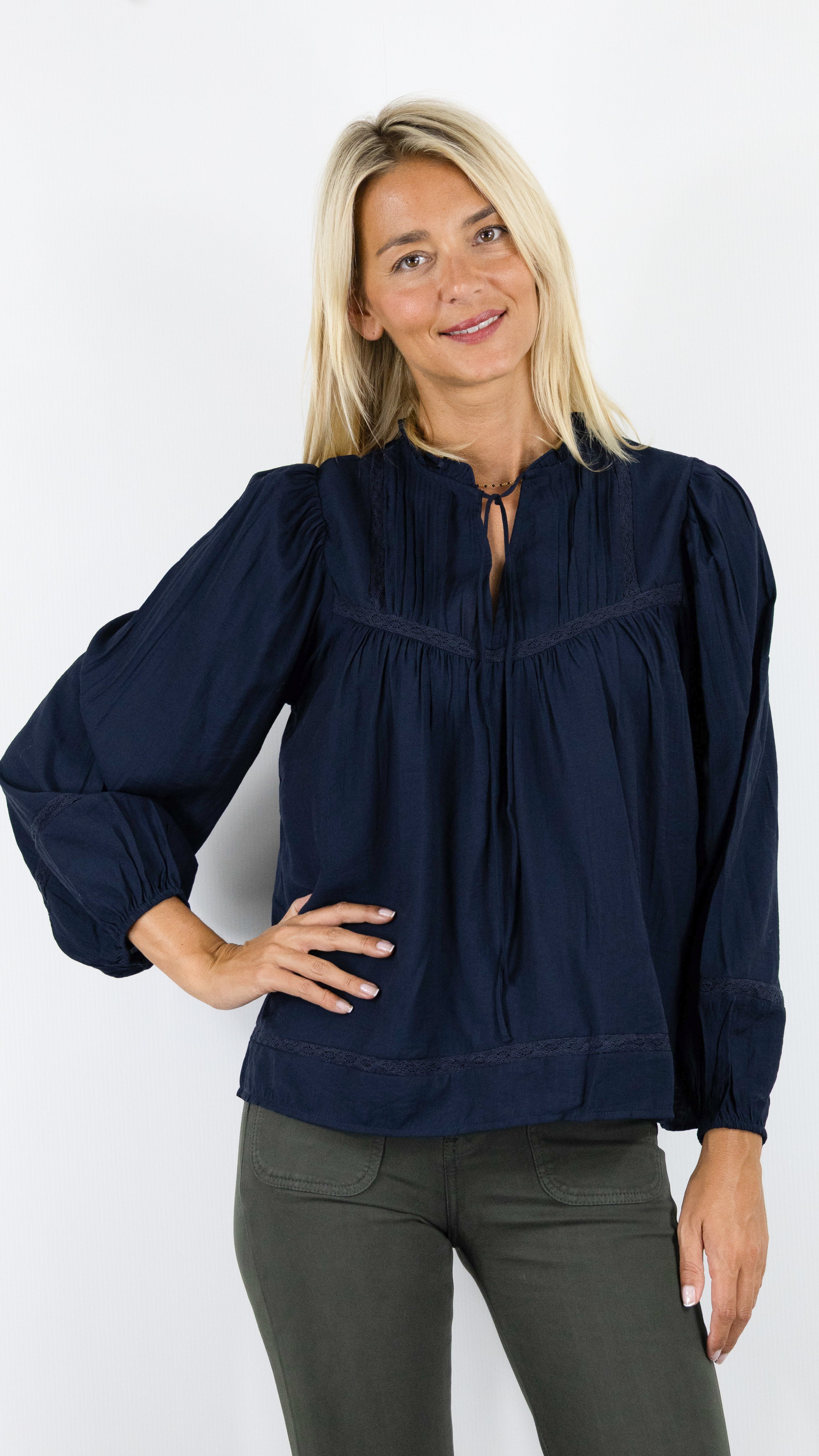 BLOUSE TUNISIENNE AMPLE POUR FEMME SWEEWE 81569#COLOR_NAVY