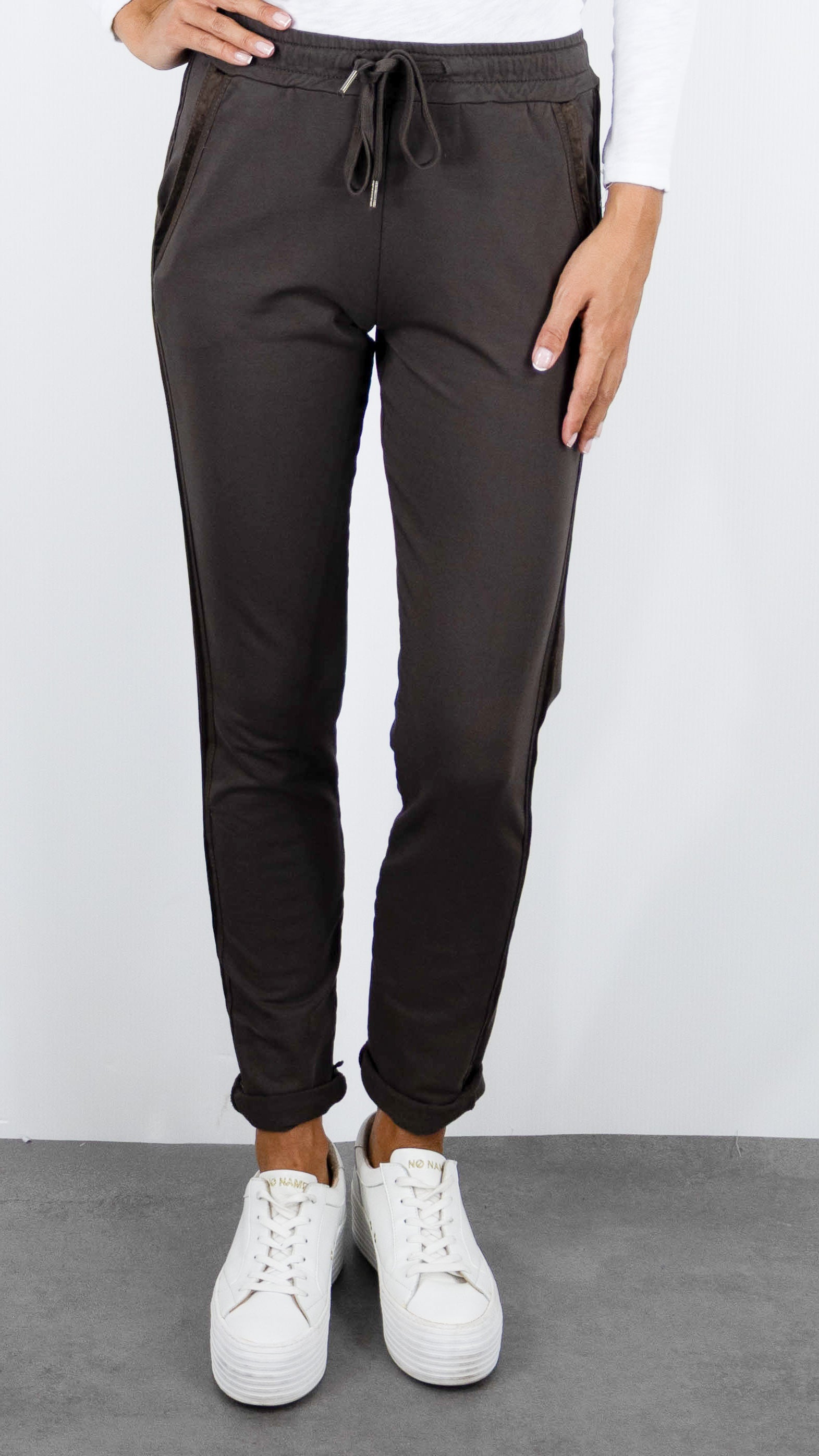 JOGGING TAILLE ELASTIQUES AVCE BANDES SATINEES POUR FEMME STUDIO PARISIEN 822739#COLOR_CHOCO