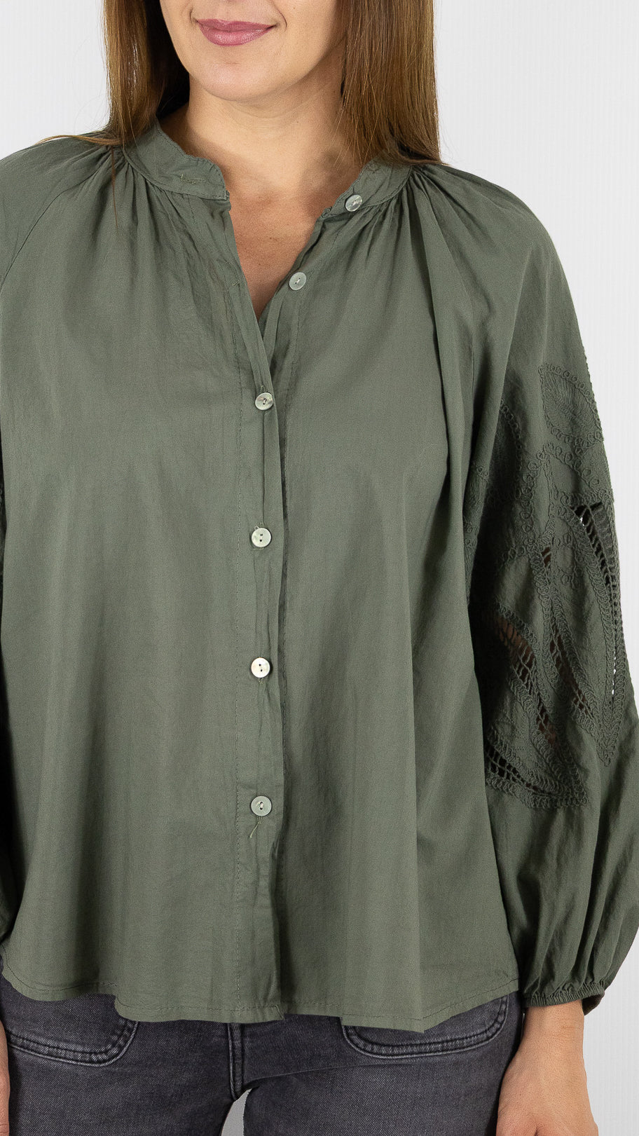BLOUSE EVASEE BRODEE AJOUREE EN COTON ANDROMEDE 829753#COLOR_KAKI