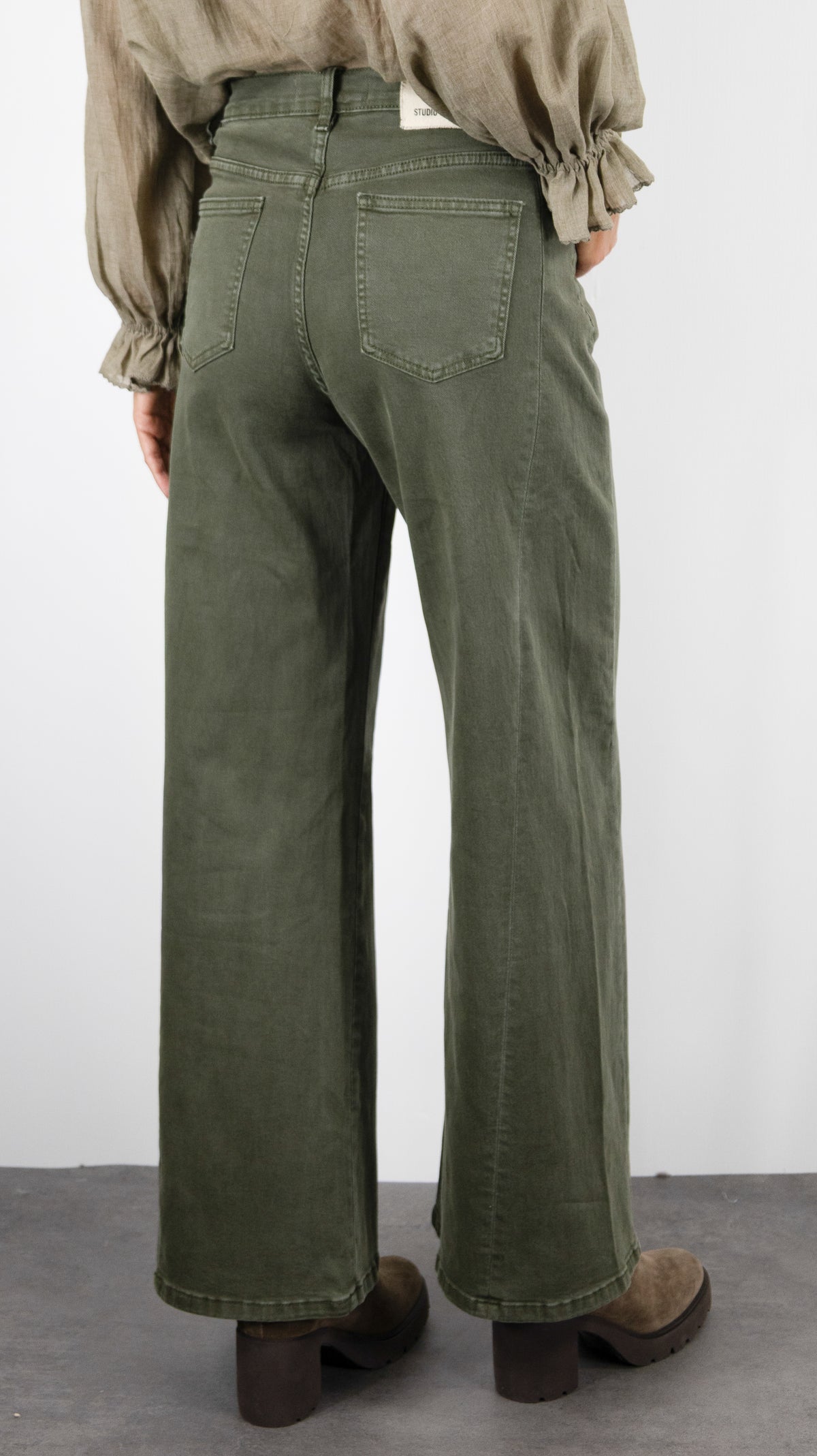 JEANS LARGE EN COTON DOUBLE COUTURES POUR FEMME STUDIO PARISIEN 9240#COLOR_27/KAKI