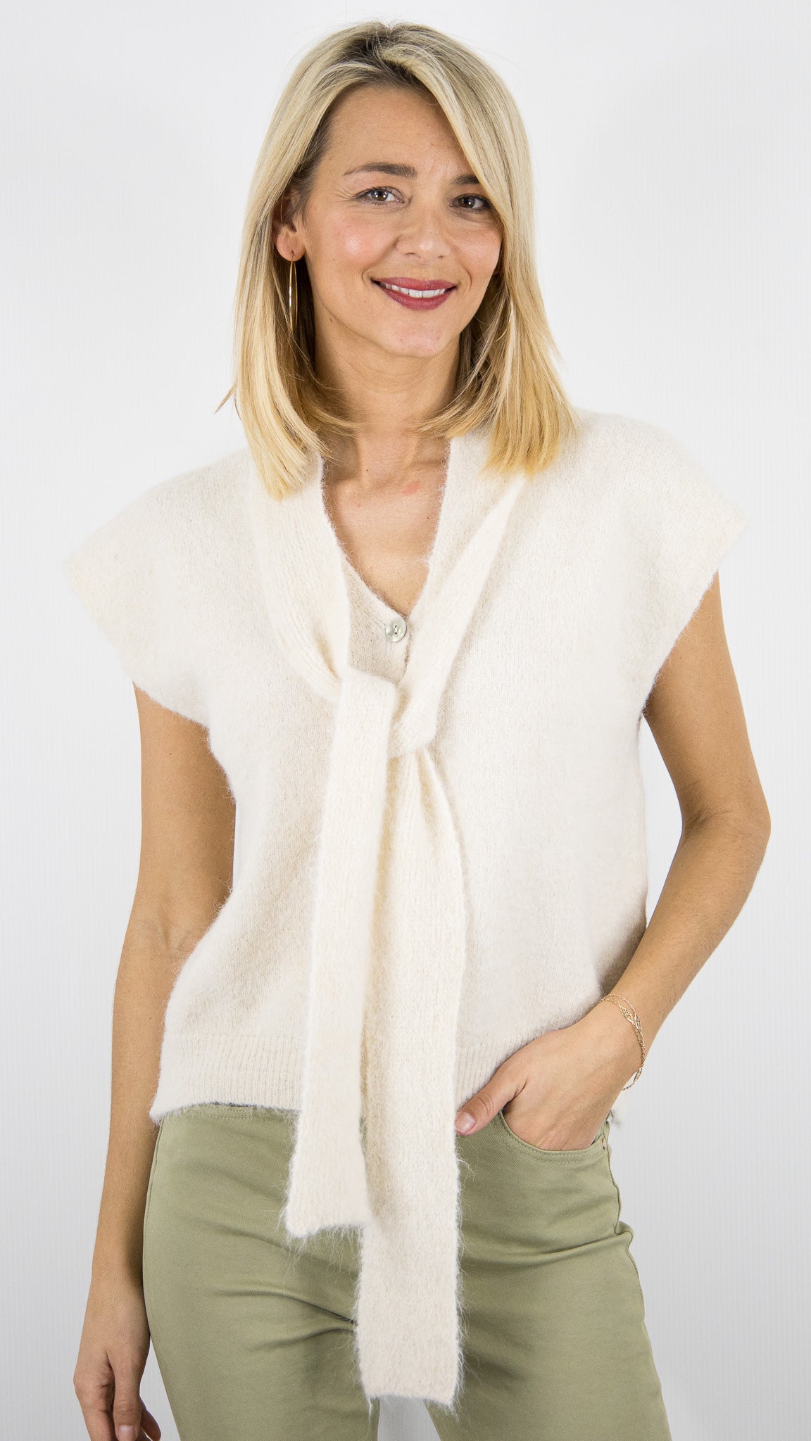 GILET COL A NOUER EN LAINE MANCHES COURTES POUR FEMME  LUK AP 8272#COLOR_BEIGE