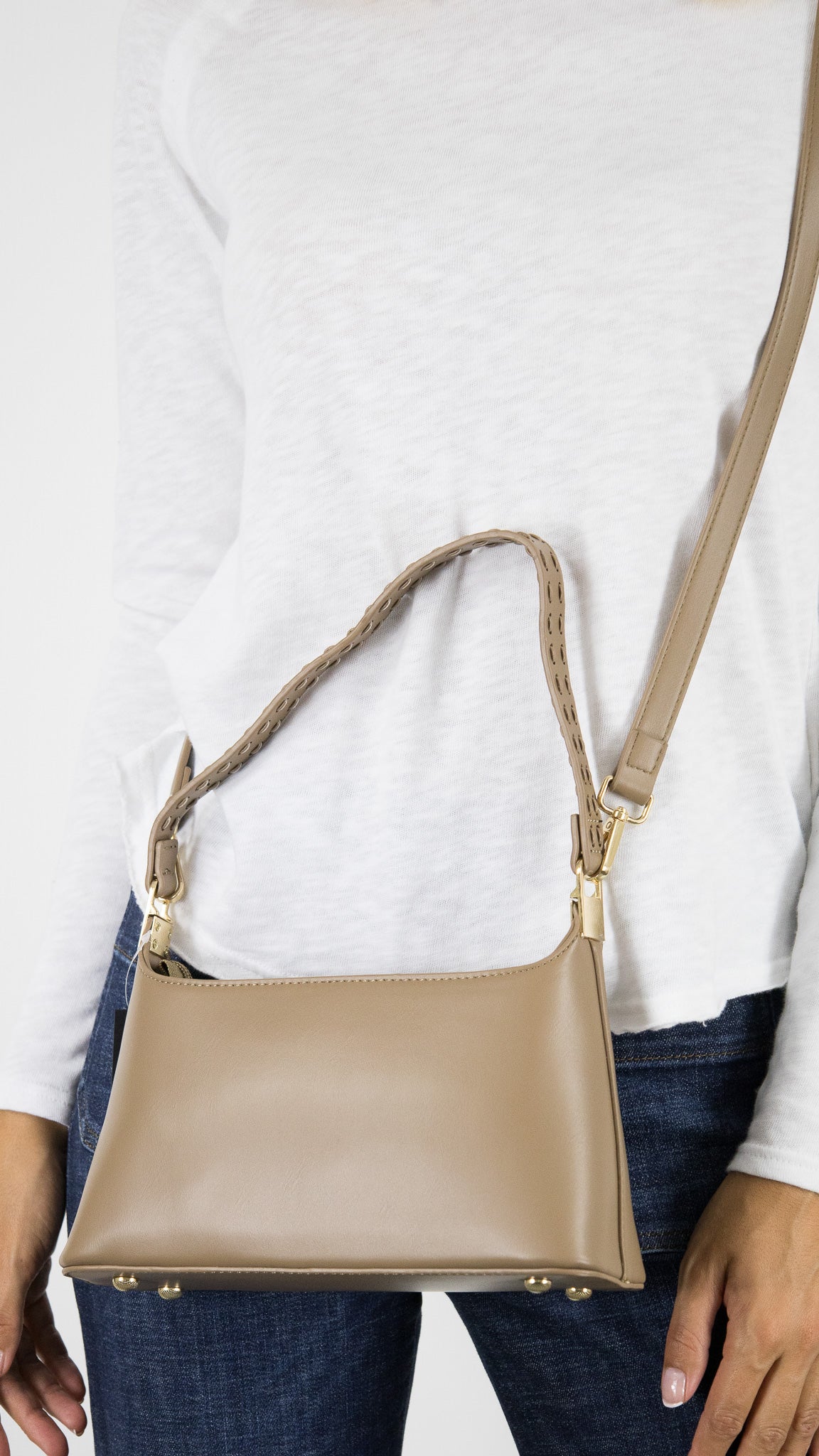 POCHETTE SAC RECTANGLE CUIR VEGAN VOUS A462#COLOR_TAUPE