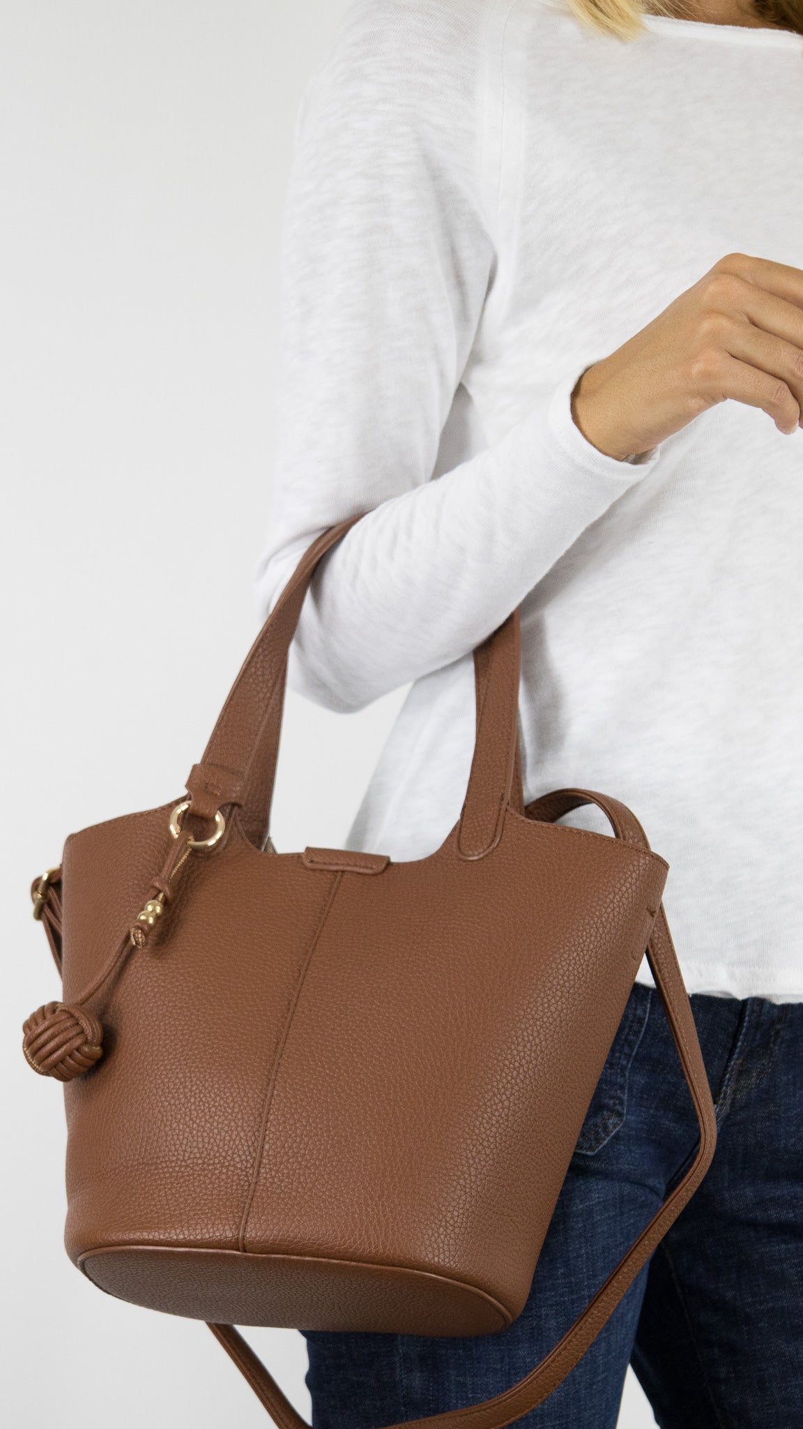 SAC SCEAU EN CUIR VEGANVOUS A492#COLOR_CAMEL
