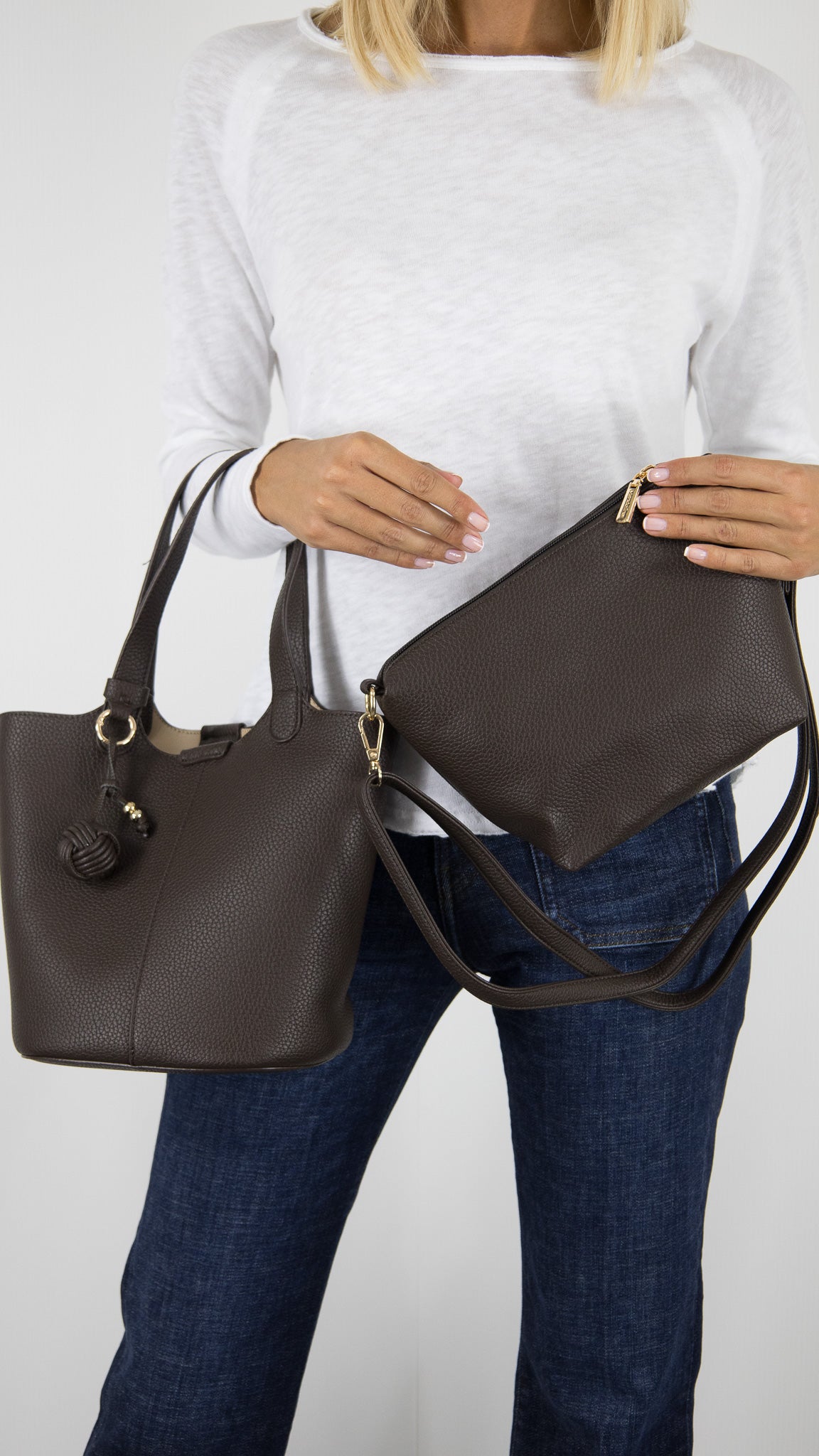 SAC SCEAU EN CUIR VEGANVOUS A492#COLOR_COFFEE