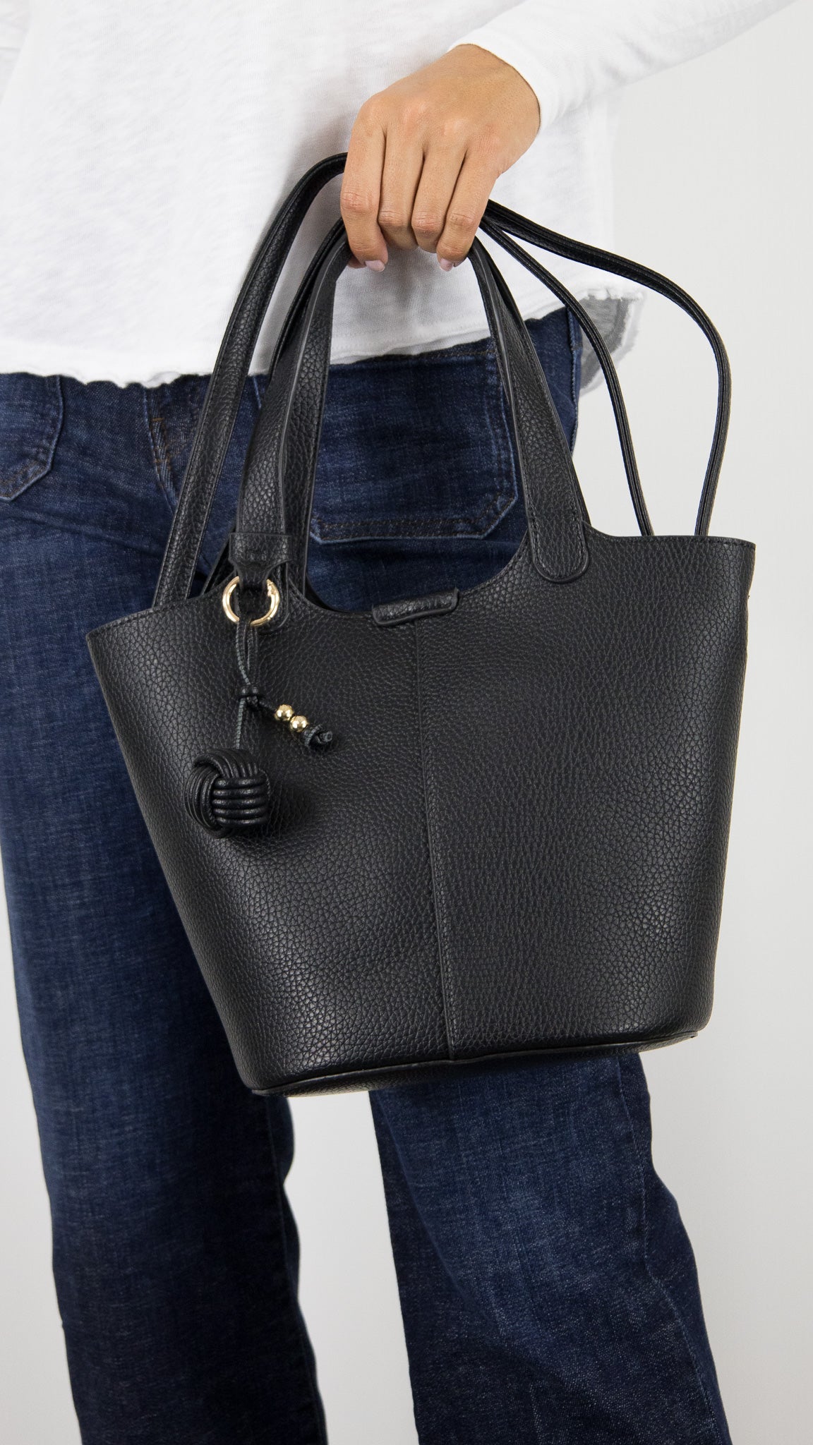 SAC SCEAU EN CUIR VEGANVOUS A492#COLOR_NOIR