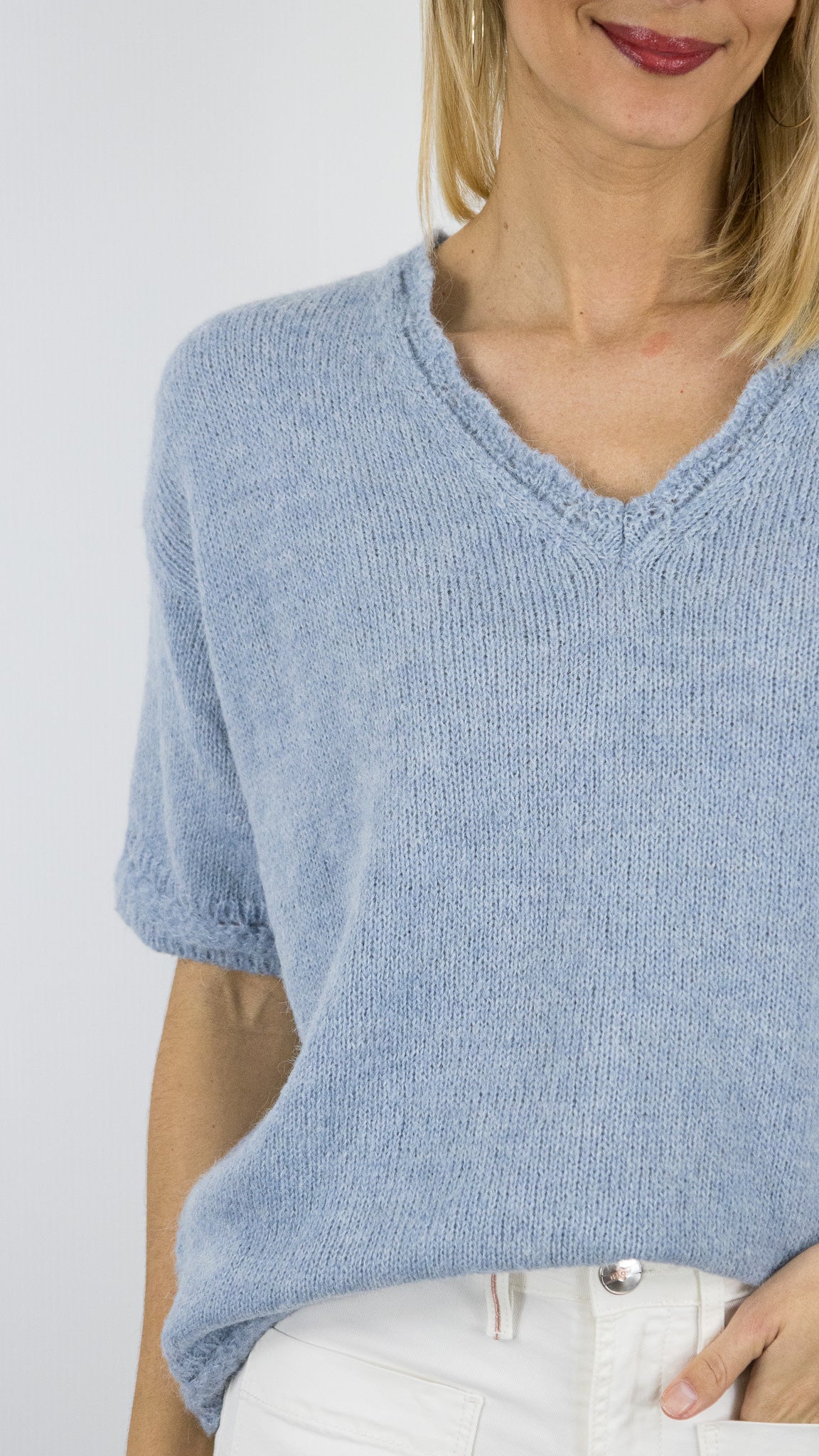 PULL COL V AJOURE EN DENTELLE STUDIO PARISIEN AI25185#COLOR_CIEL