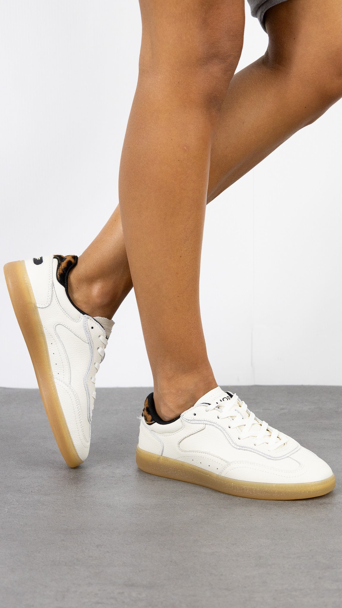 SNEAKERS PLATES BLANCHES AVEC DOS LEOPARD HOFF ALLEY OFF 